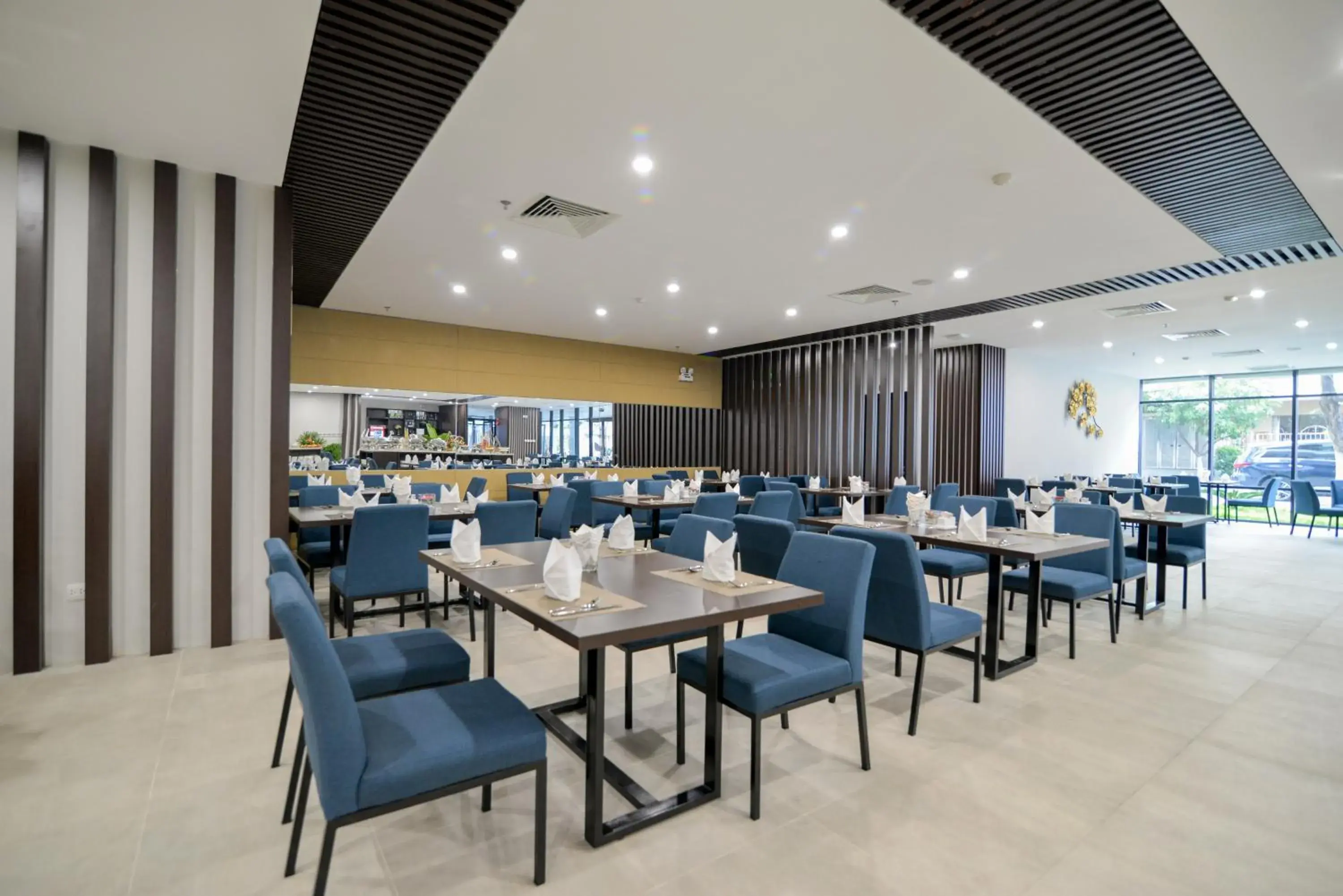 Restaurant/places to eat in Magnolia Hotel Restaurant/places to eat in Magnolia Hotel