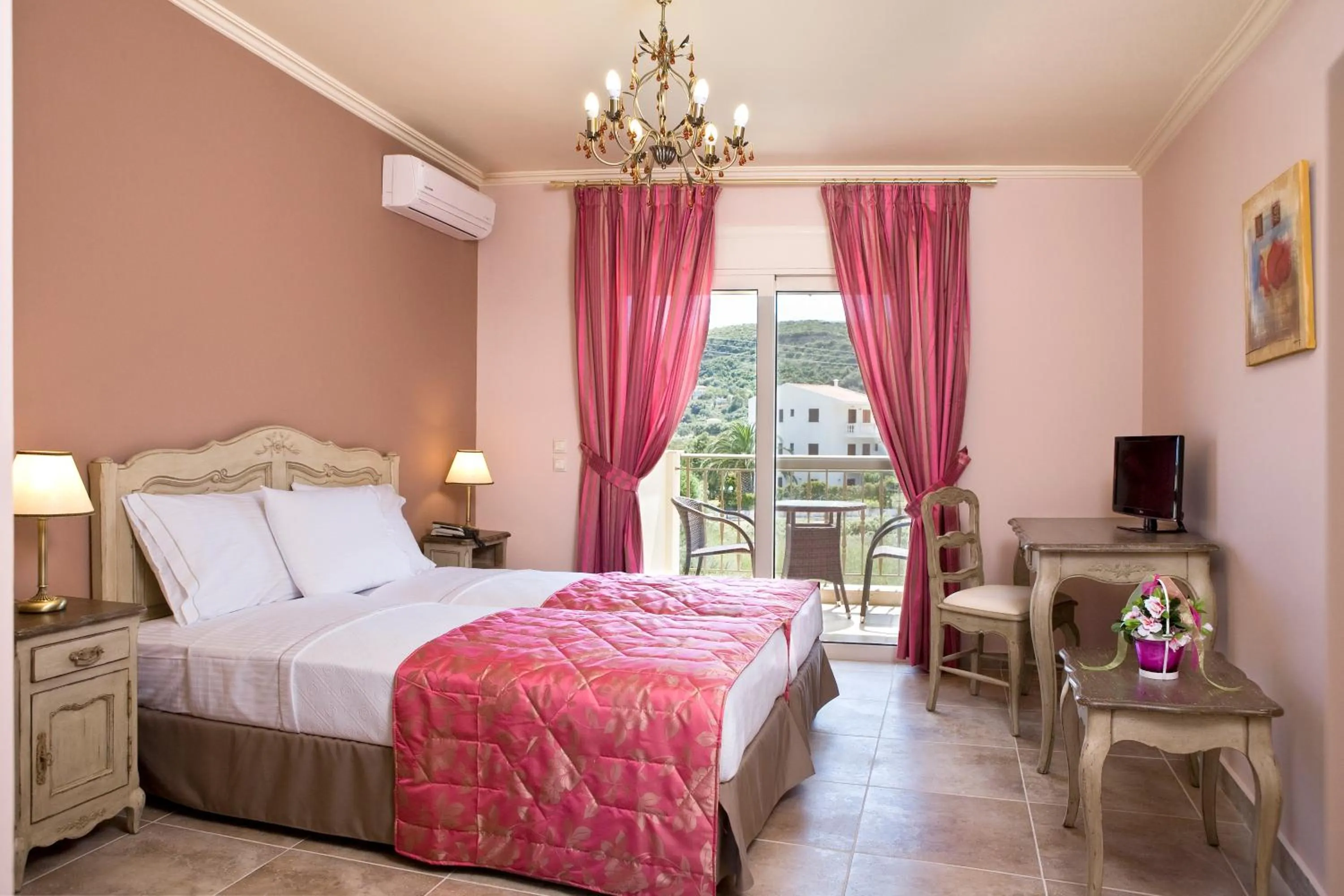 Bed in Magnolia Resort