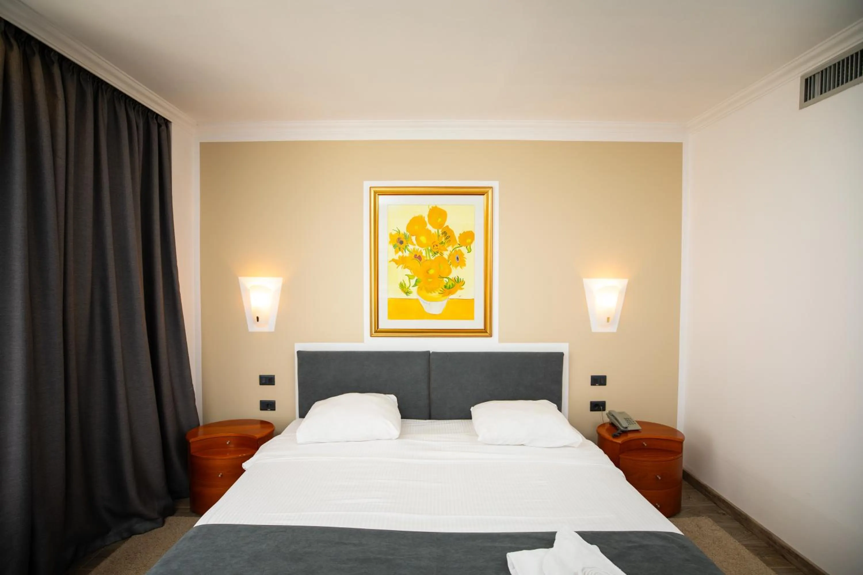 Bed in Hotel Pushkin