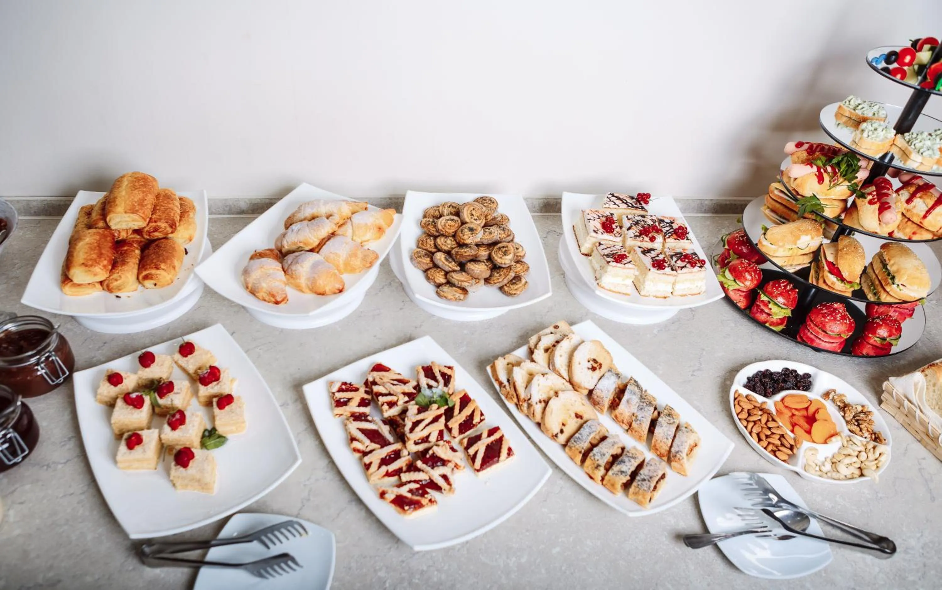 Food and drinks in Hotel Pushkin