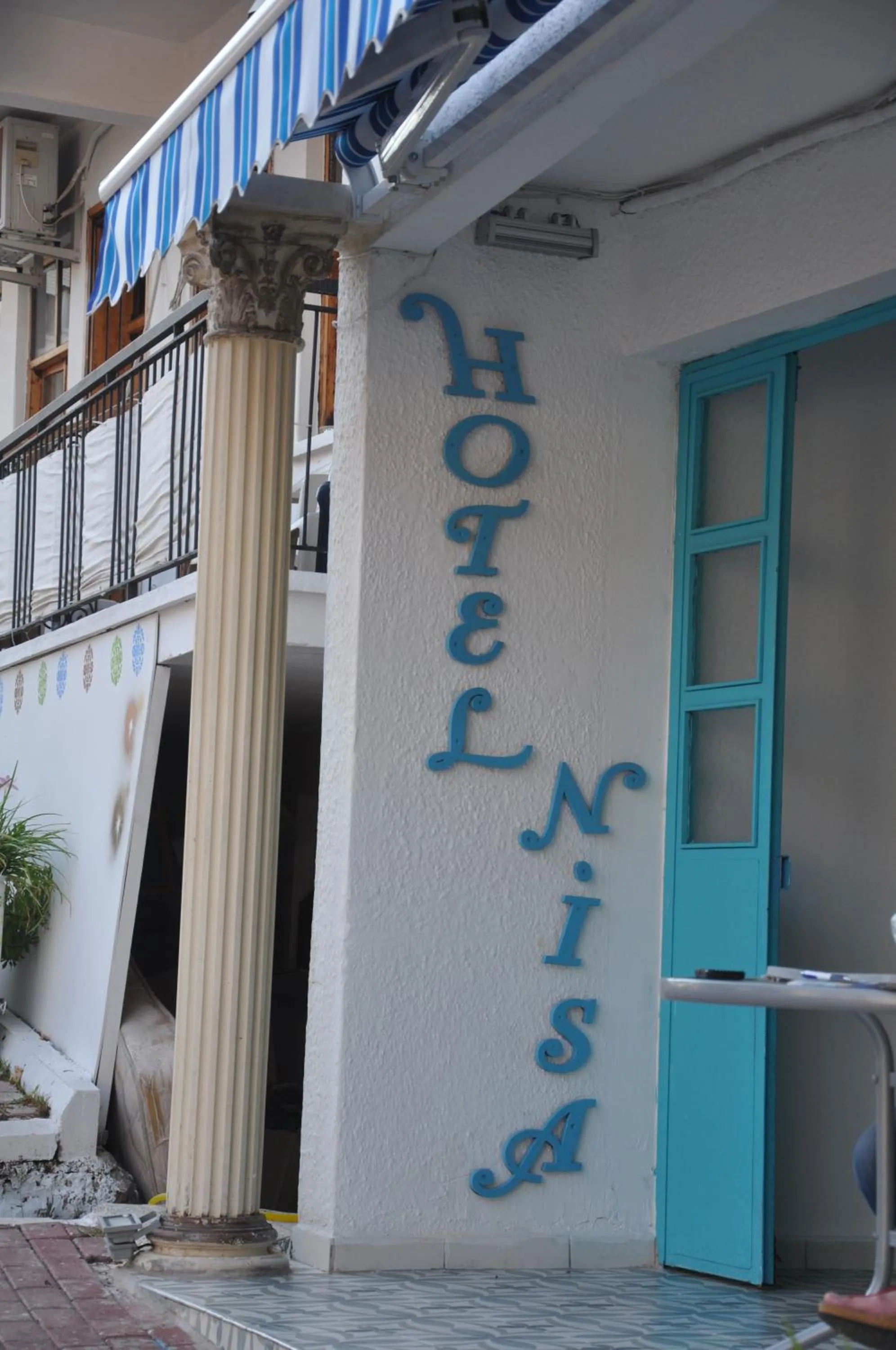 Facade/entrance in Hotel Nisa