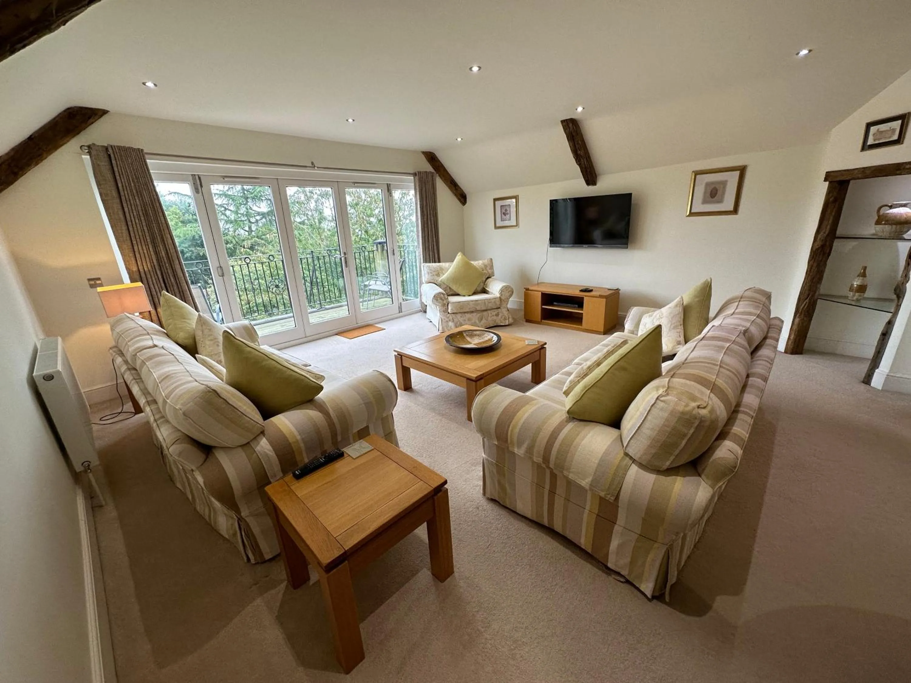 TV and multimedia in Meadows Barn