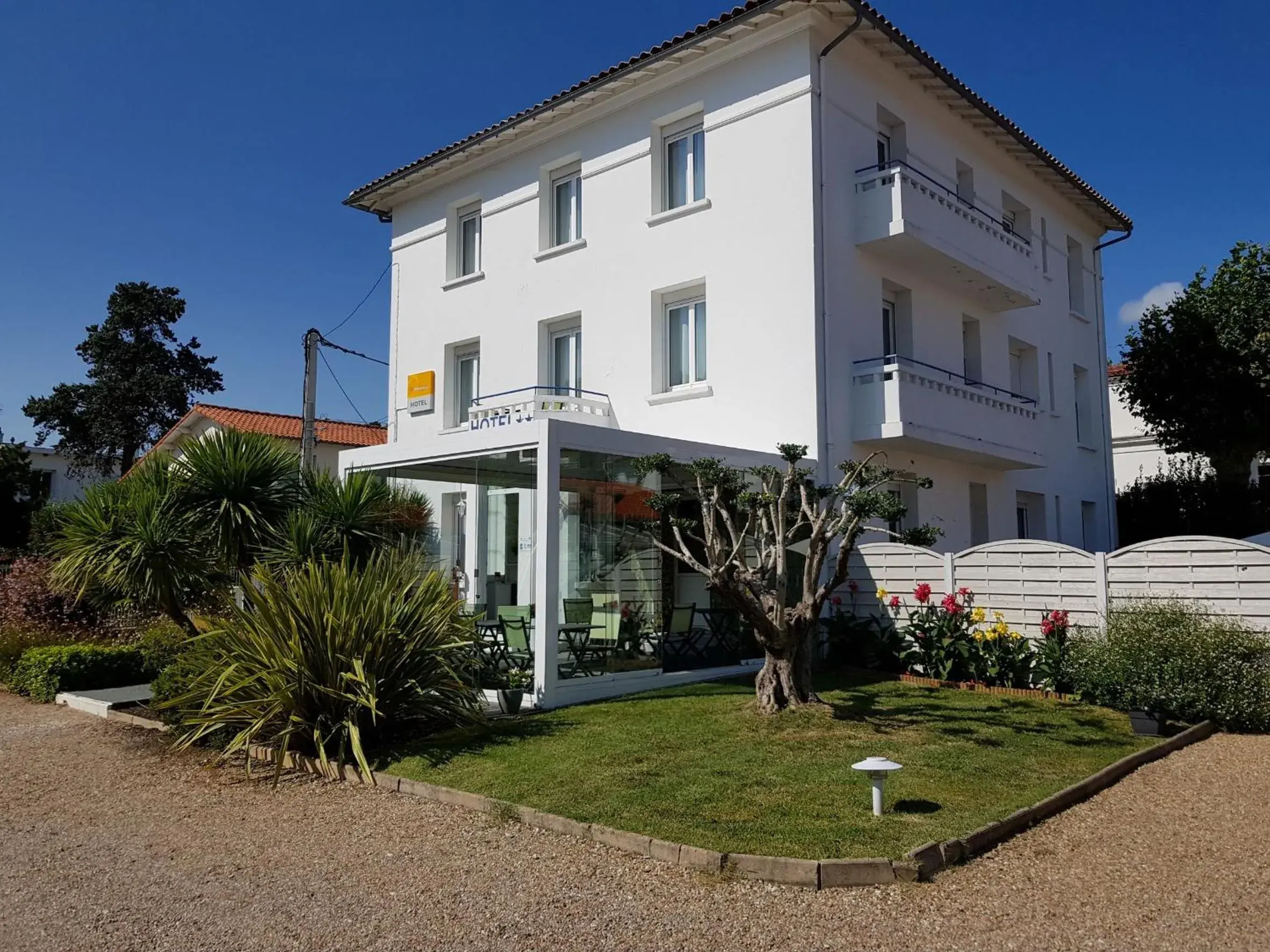 Property building in The Originals Access, Hôtel Corinna, Royan Property building in The Originals Access, Hôtel Corinna, Royan