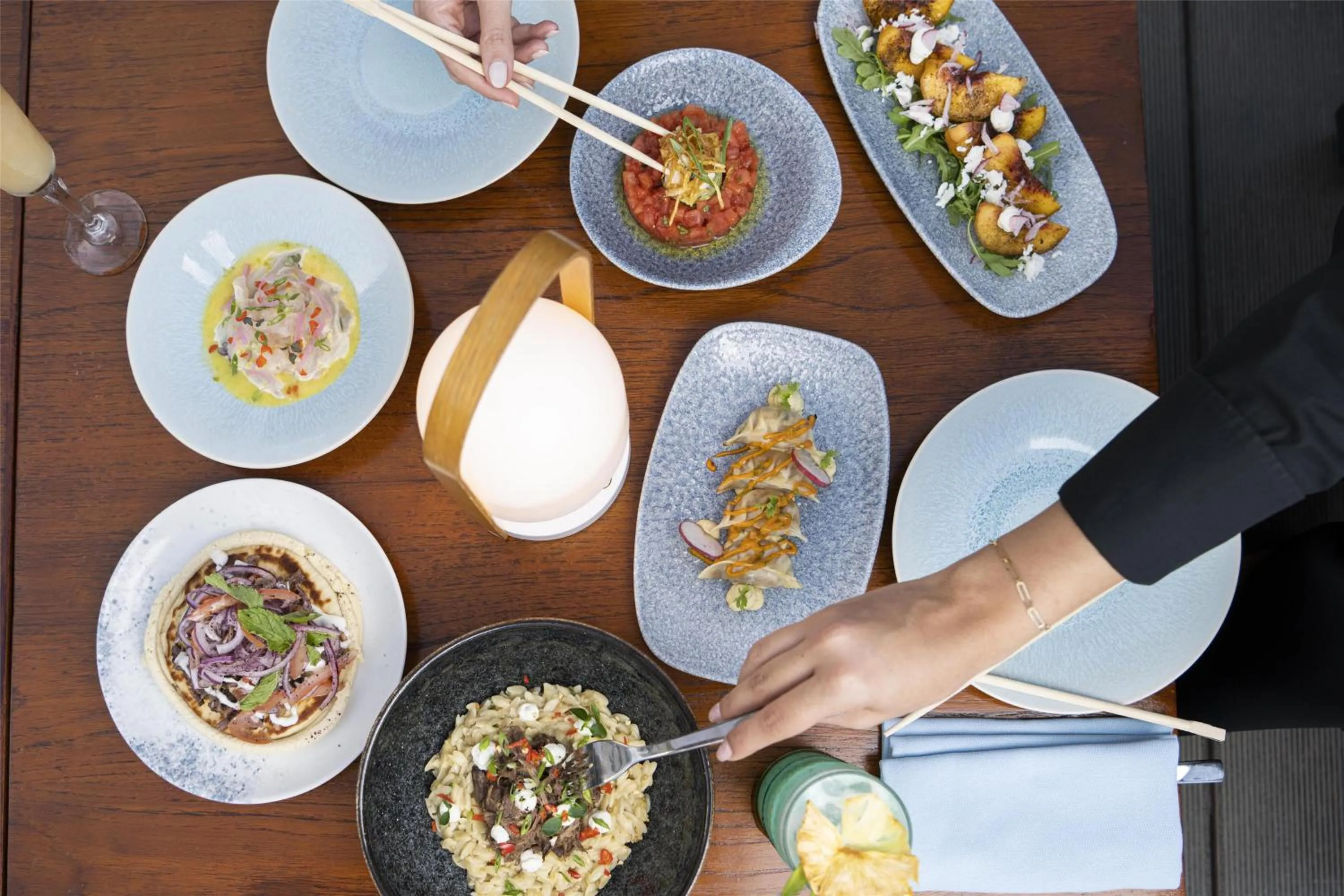 Restaurant/places to eat in Kempinski Hotel Muscat