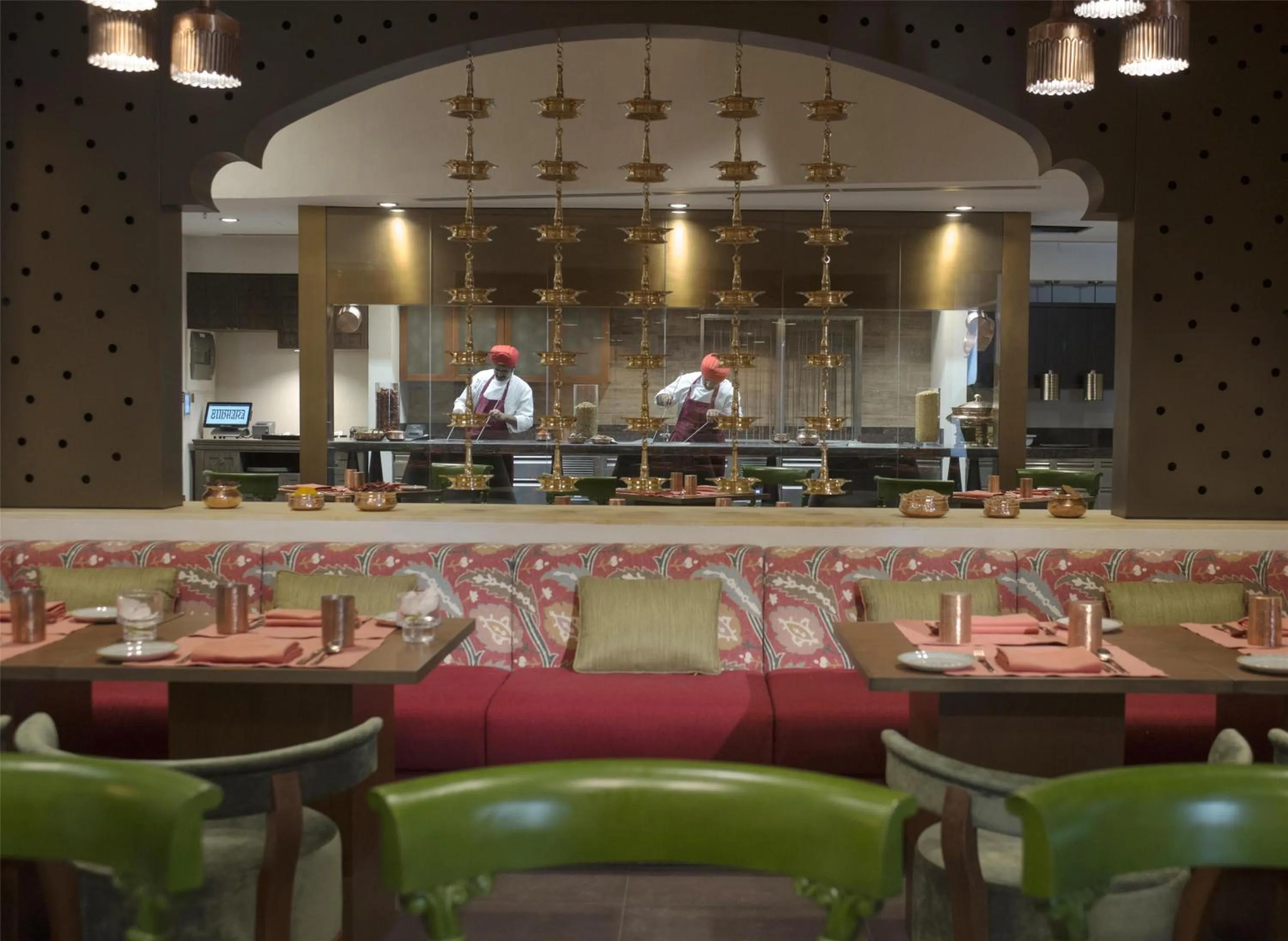 Restaurant/places to eat in Kempinski Hotel Muscat