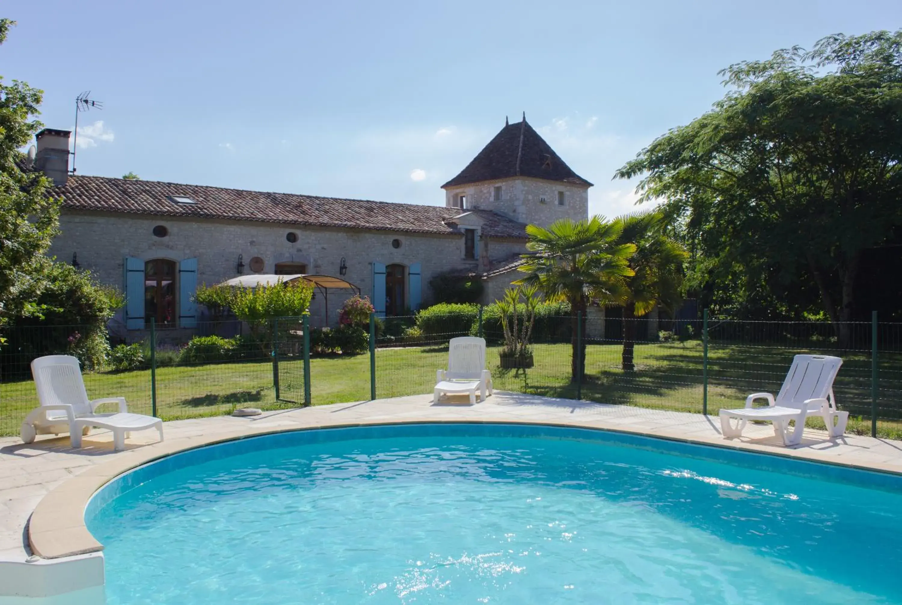 Five-Bedroom House in Chez Moutier Five-Bedroom House in Chez Moutier