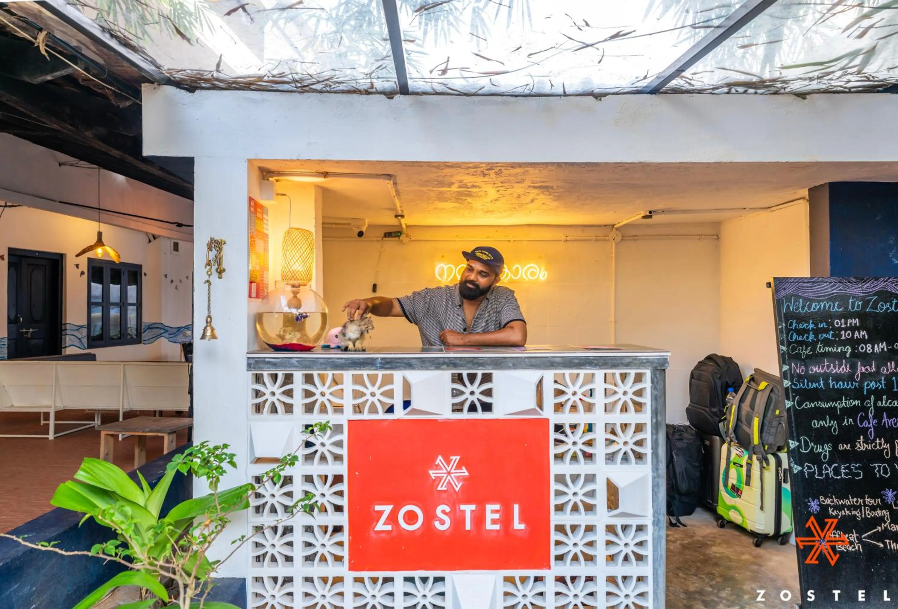 People in Zostel Alleppey