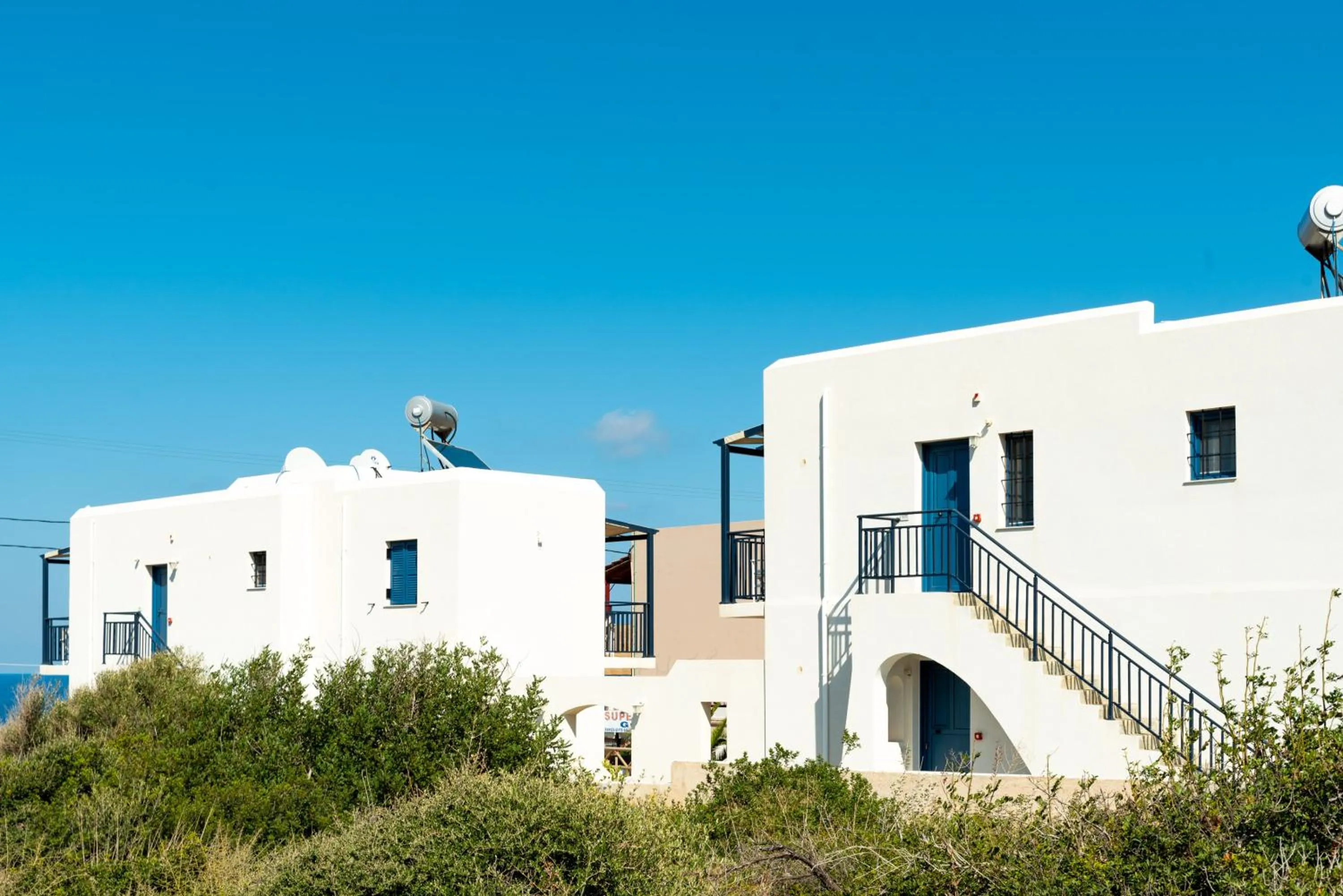 Property building in Okirroi Villas Chersonissos