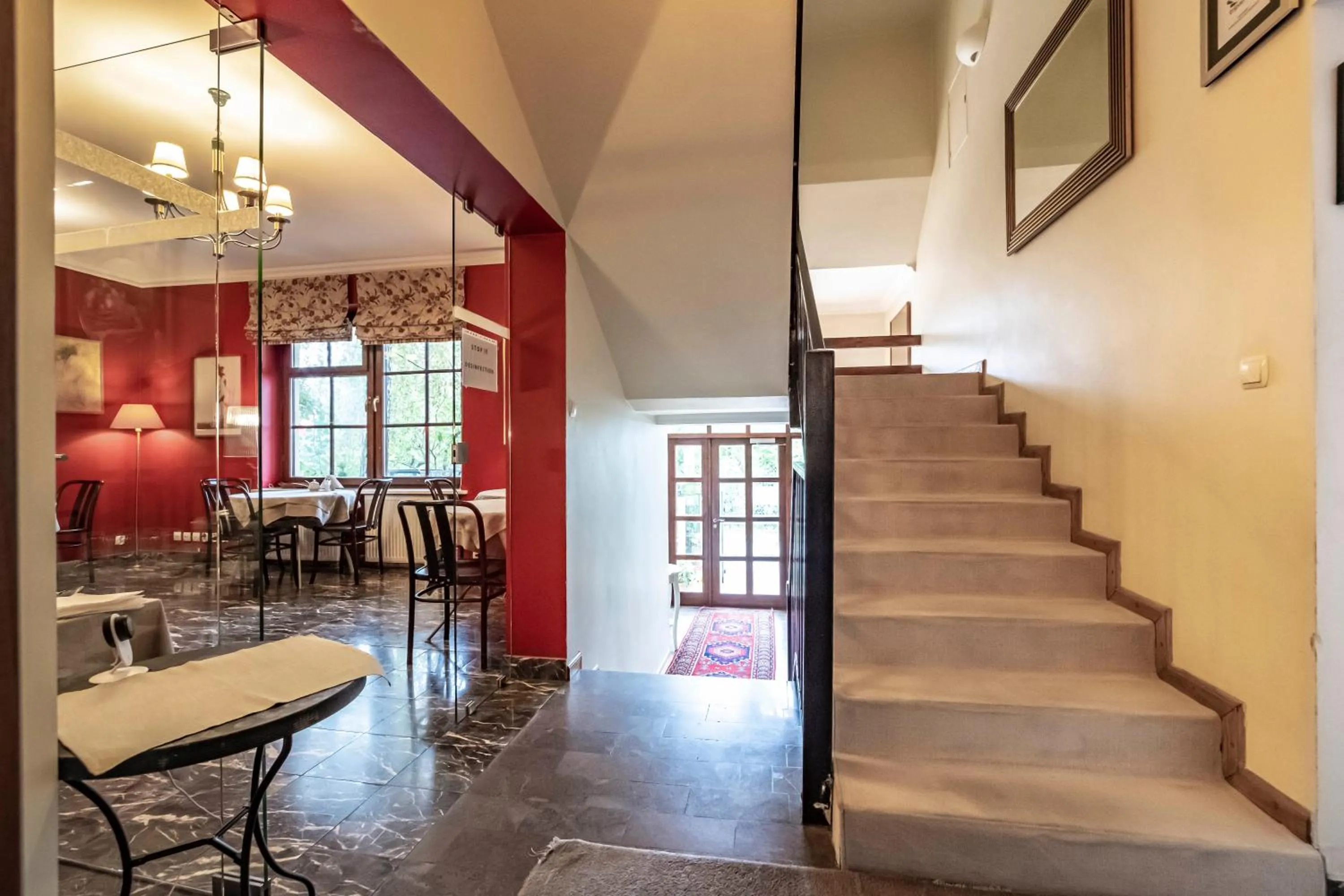 Facade/entrance in Wawabed Aparthotel