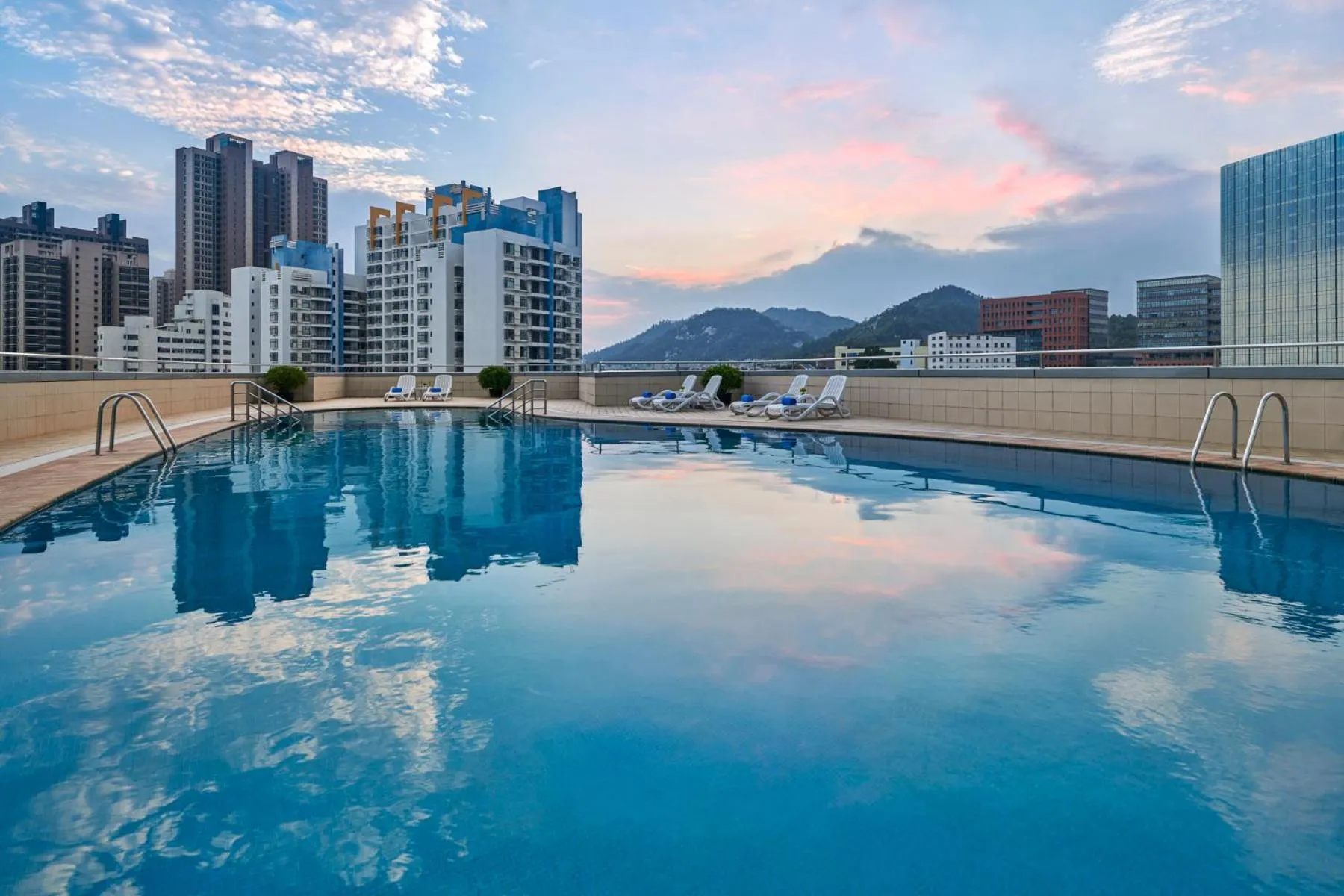 Pool view in Crowne Plaza Zhuhai City Center by IHG