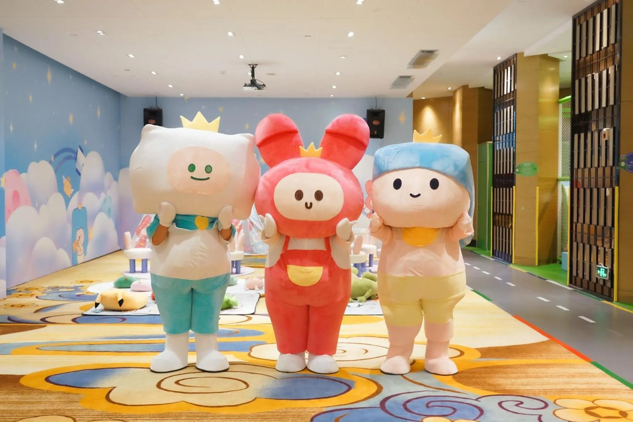 Fitness centre/facilities in Crowne Plaza Shenzhen Longgang City Centre by IHG