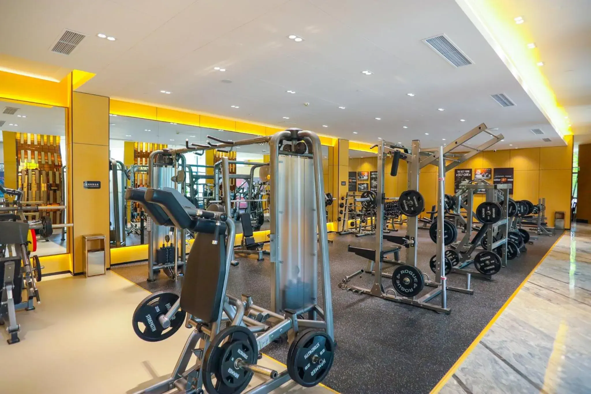 Spa and wellness centre/facilities in Crowne Plaza Shenzhen Longgang City Centre by IHG Spa and wellness centre/facilities in Crowne Plaza Shenzhen Longgang City Centre by IHG