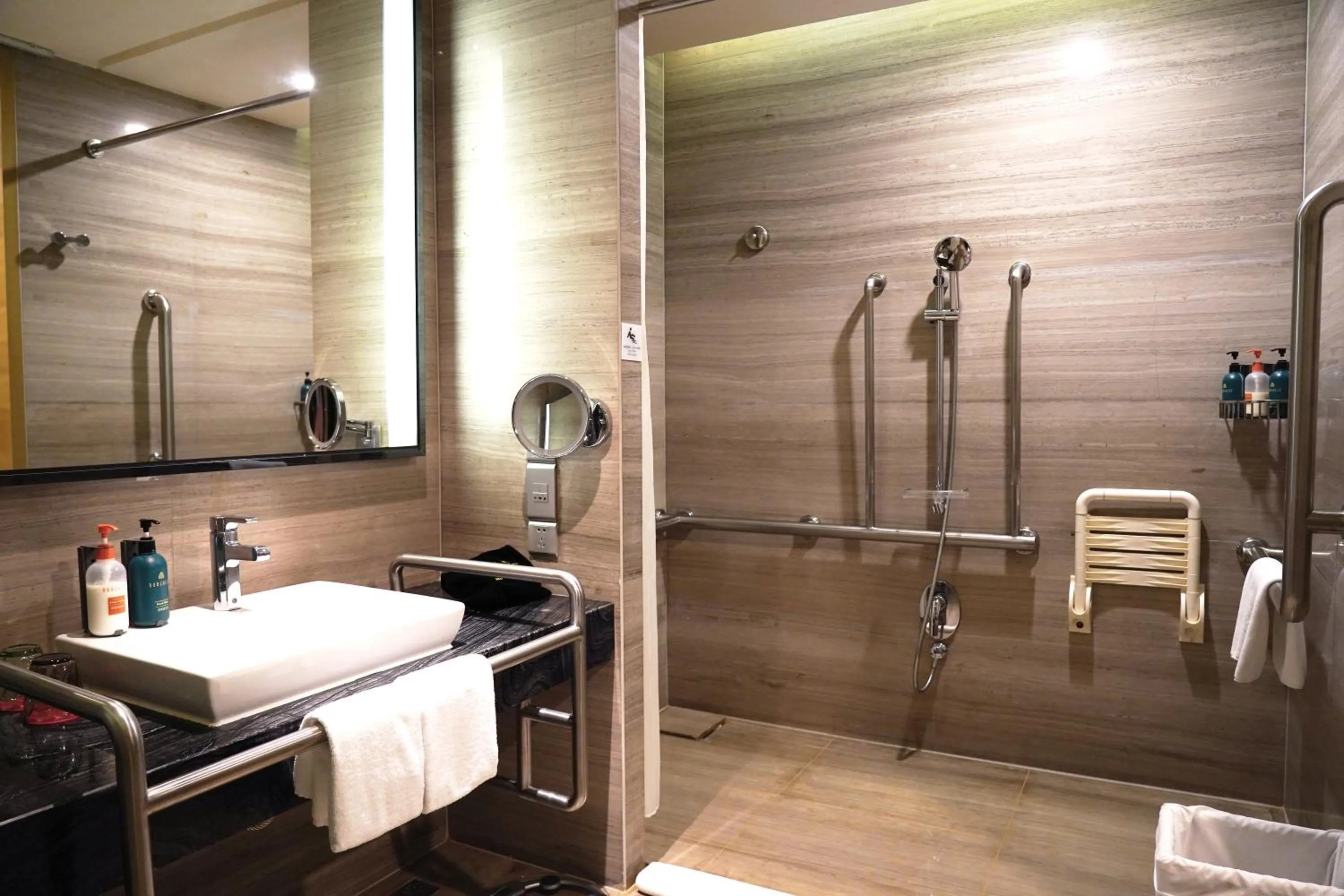 Bathroom in Crowne Plaza Shenzhen Longgang City Centre by IHG