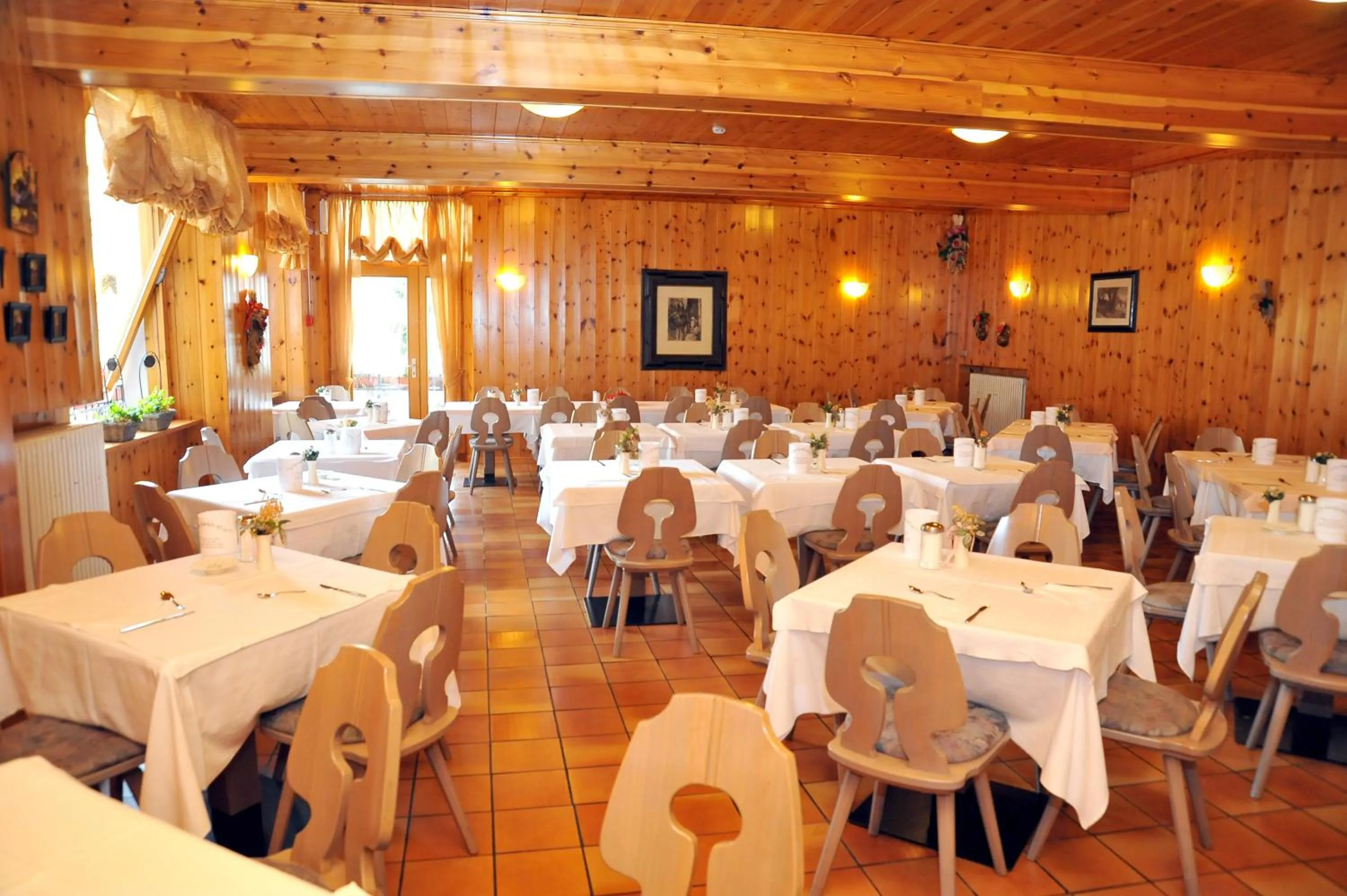 Restaurant/places to eat in Albergo Stelvio