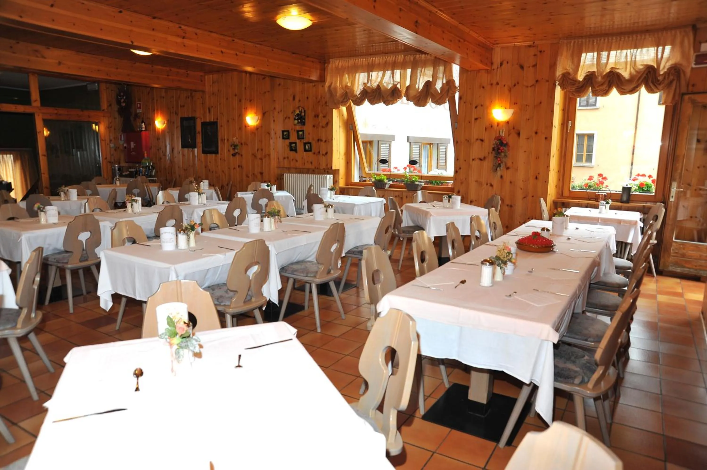 Restaurant/places to eat in Albergo Stelvio