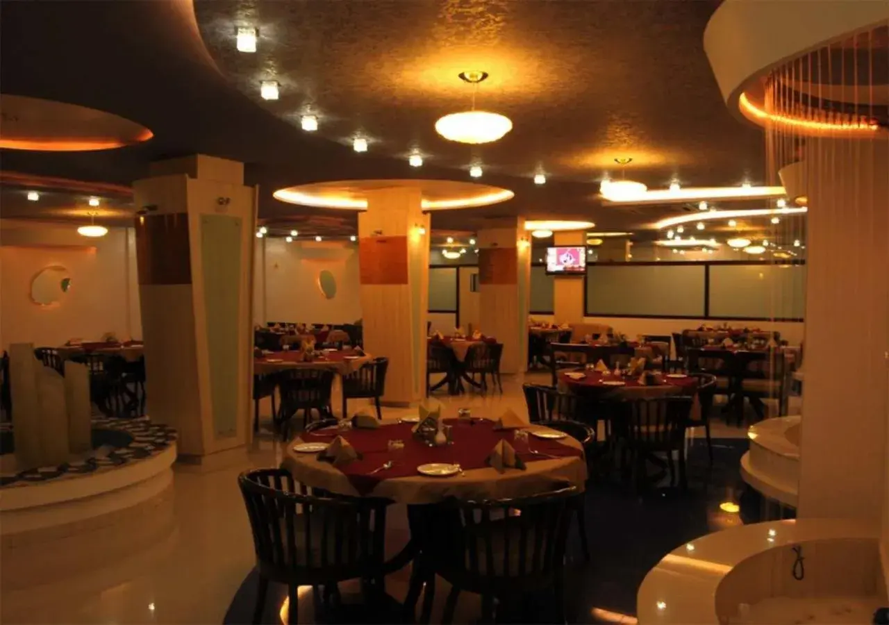 Restaurant/places to eat in Hotel Surbhi Restaurant/places to eat in Hotel Surbhi