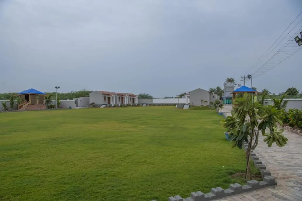 Garden in Hotel Surbhi