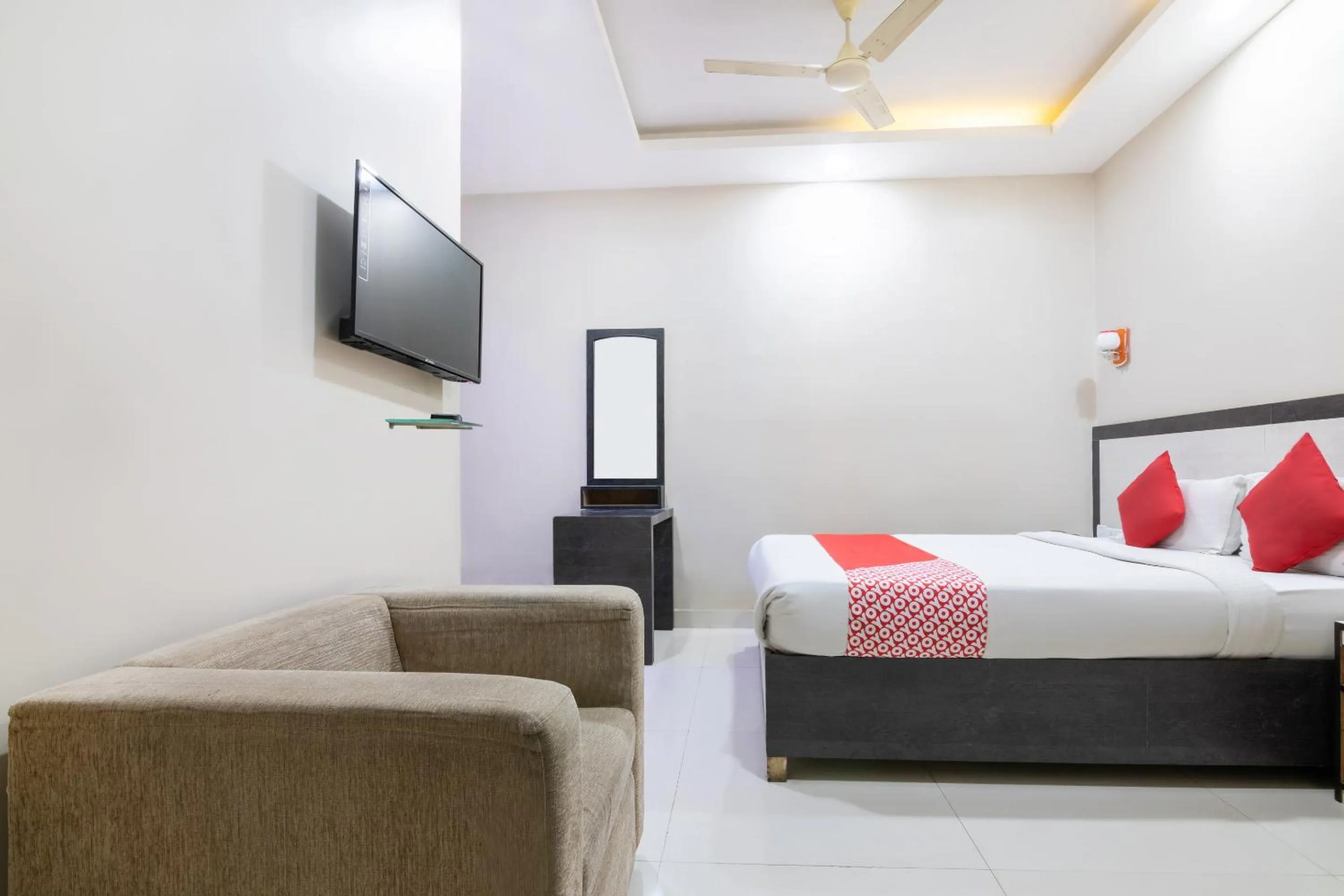 Photo of the whole room, Bed in Hotel Bestend