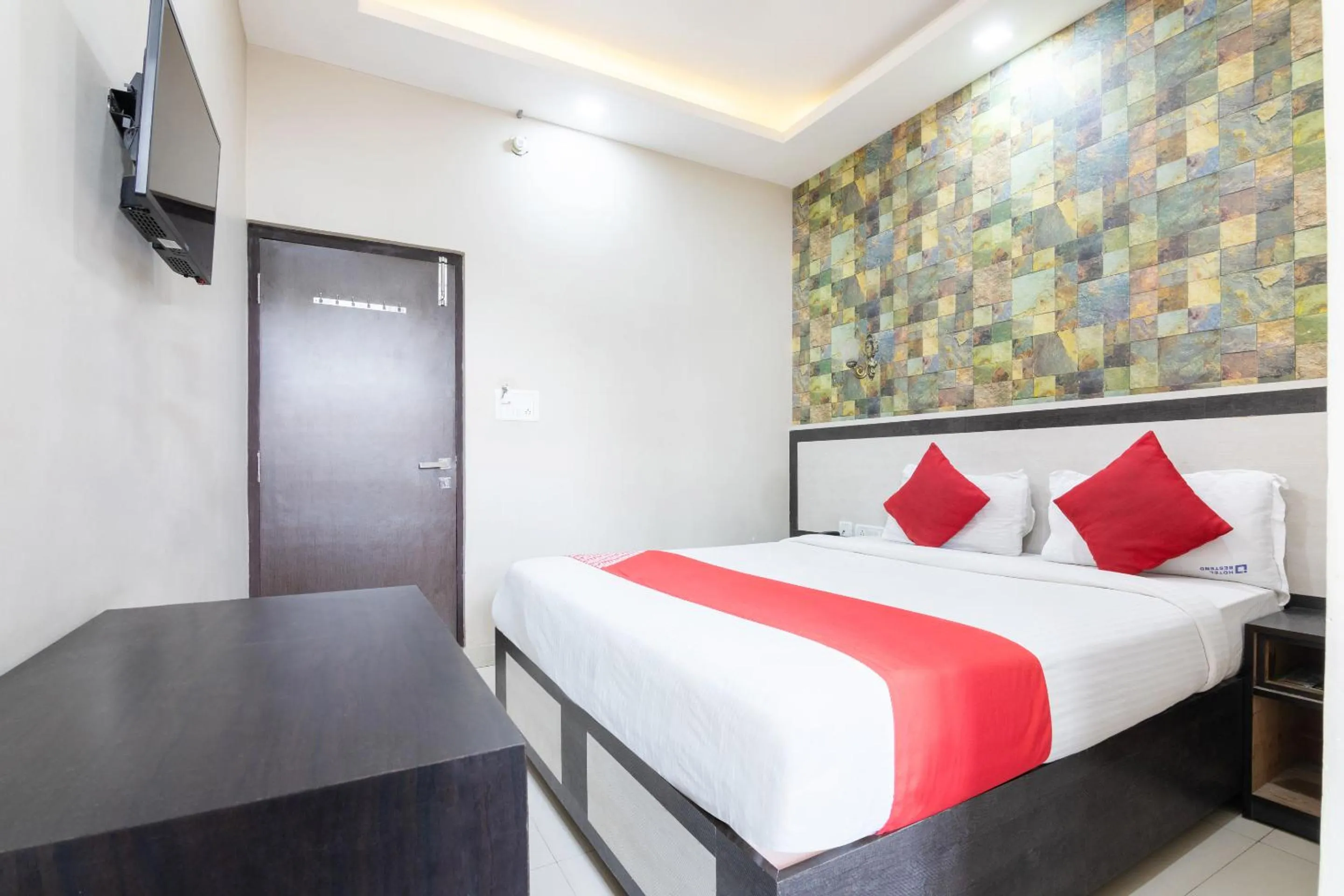 Photo of the whole room, Bed in Hotel Bestend