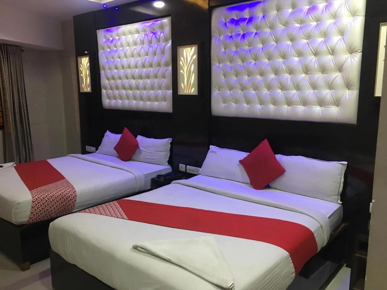 Bed in Hotel Bestend