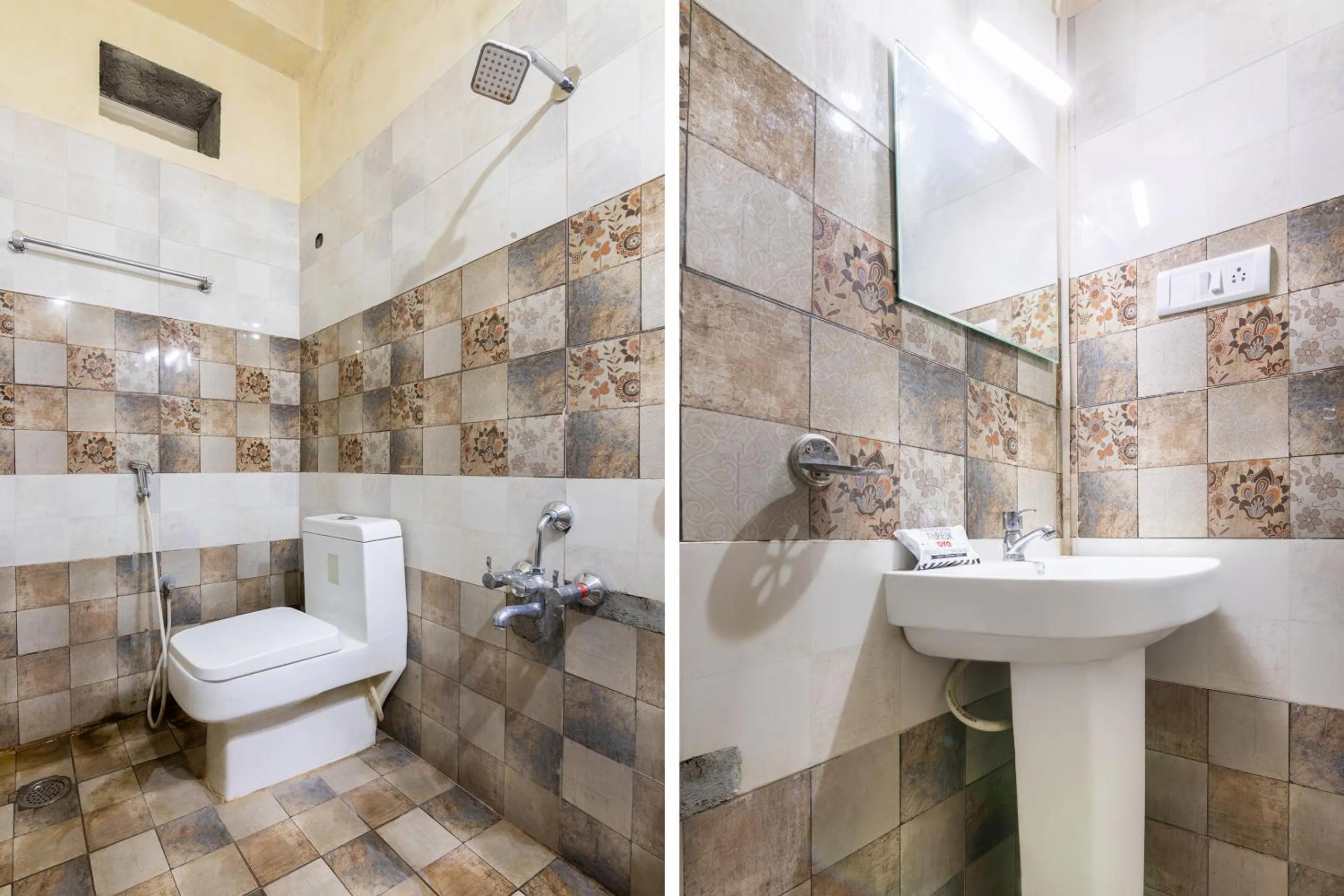 Bathroom in Hotel Bestend