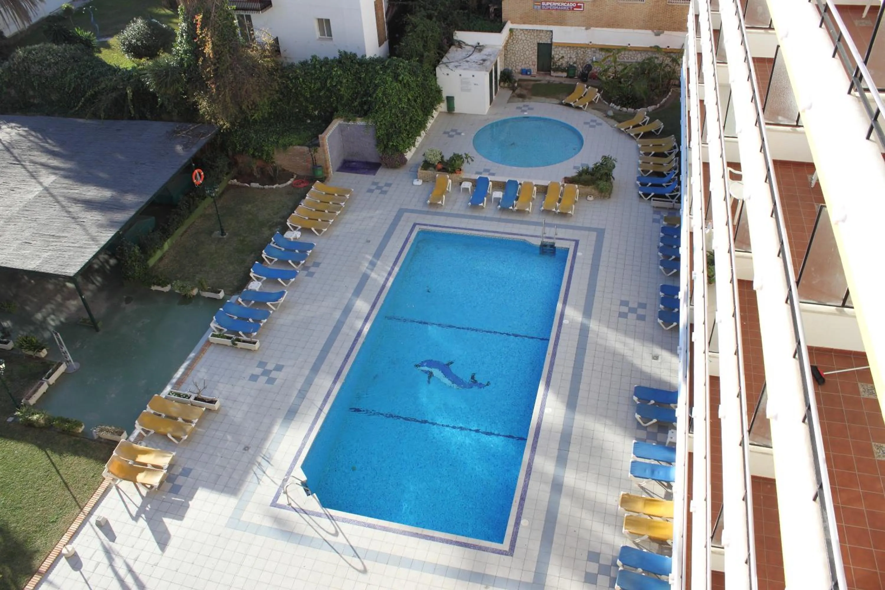Swimming pool in Apartamentos Buensol