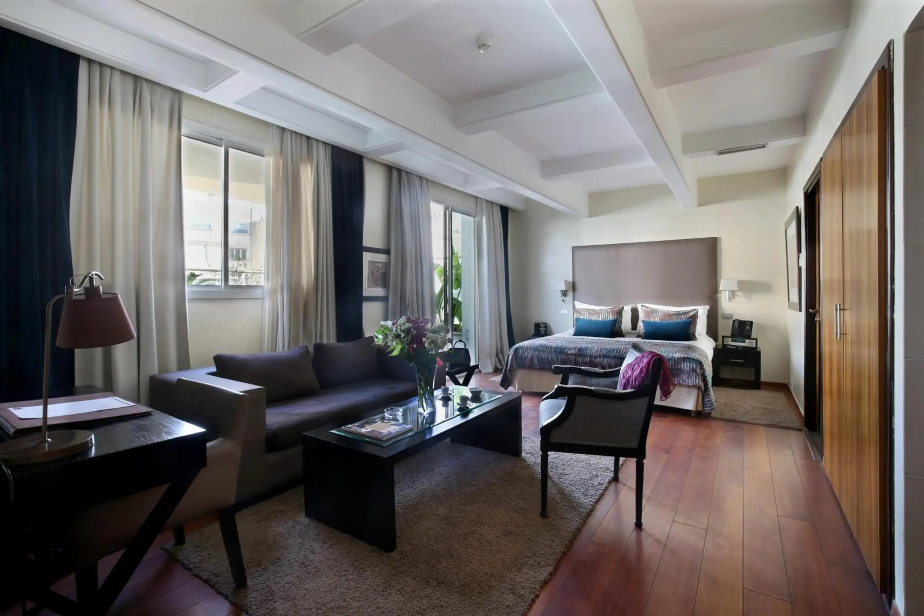 Bed in Park Suites Hotel Luxury Boutique Hotel Bed in Park Suites Hotel Luxury Boutique Hotel