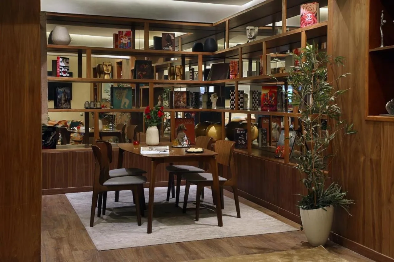Library in Park Suites Hotel Luxury Boutique Hotel
