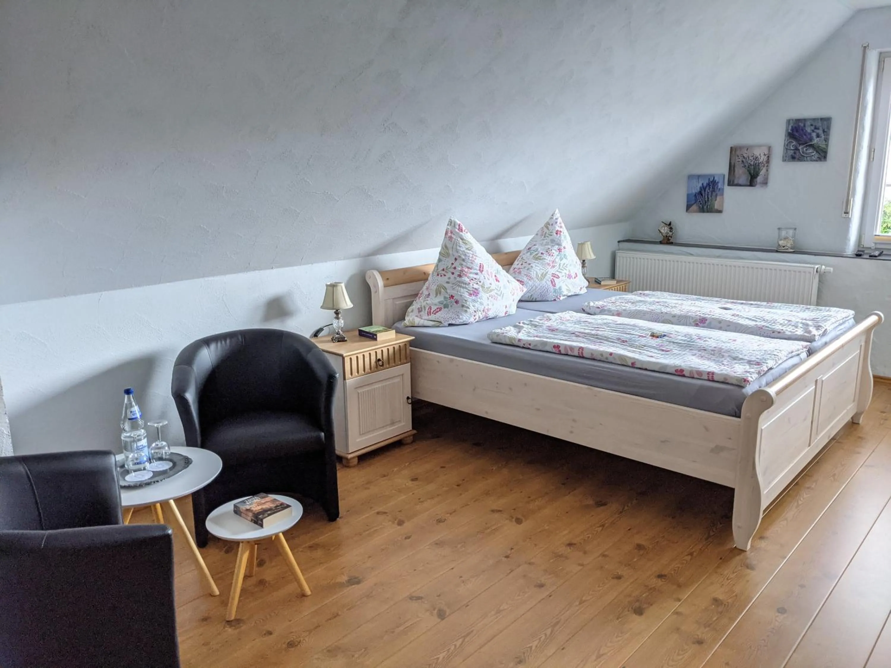 Photo of the whole room, Bed in Gaestehaus Gaes