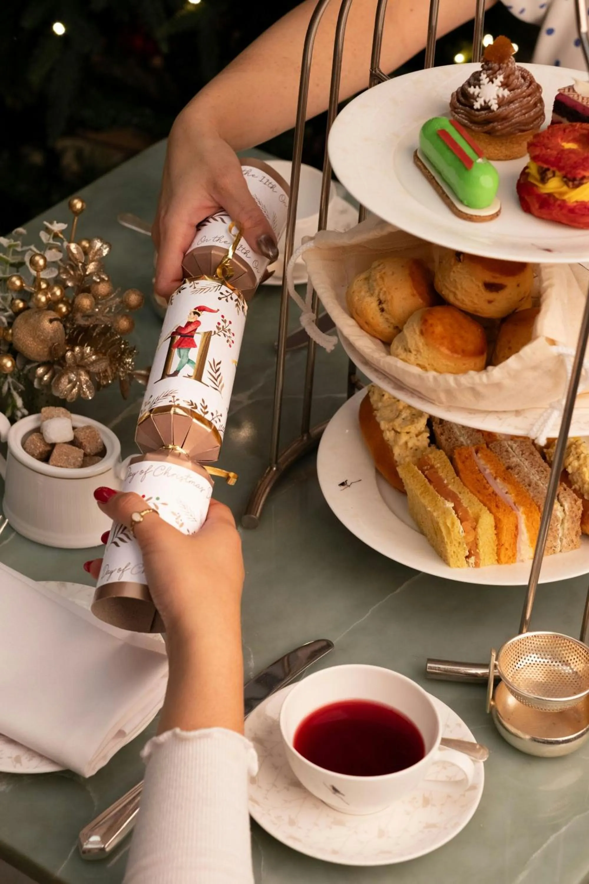 Restaurant/places to eat in Sheraton Grand London Park Lane