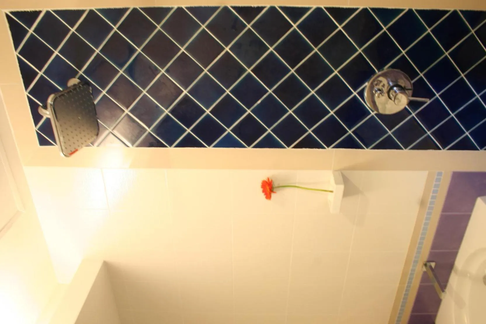 Shower in Lamoon Lamai Residence & Guesthouse