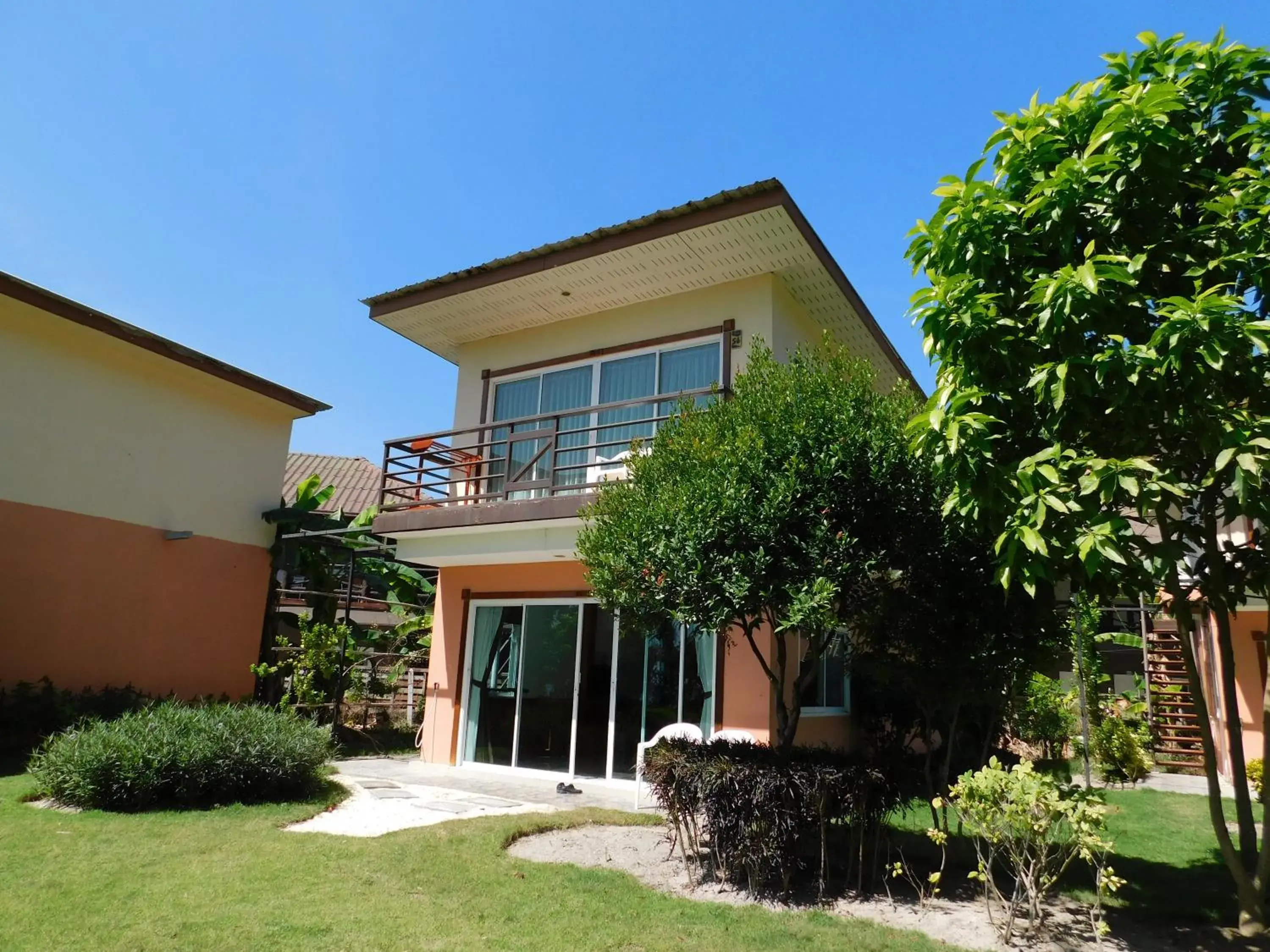 Facade/entrance in Z-Touch Lipe Island Resort Facade/entrance in Z-Touch Lipe Island Resort