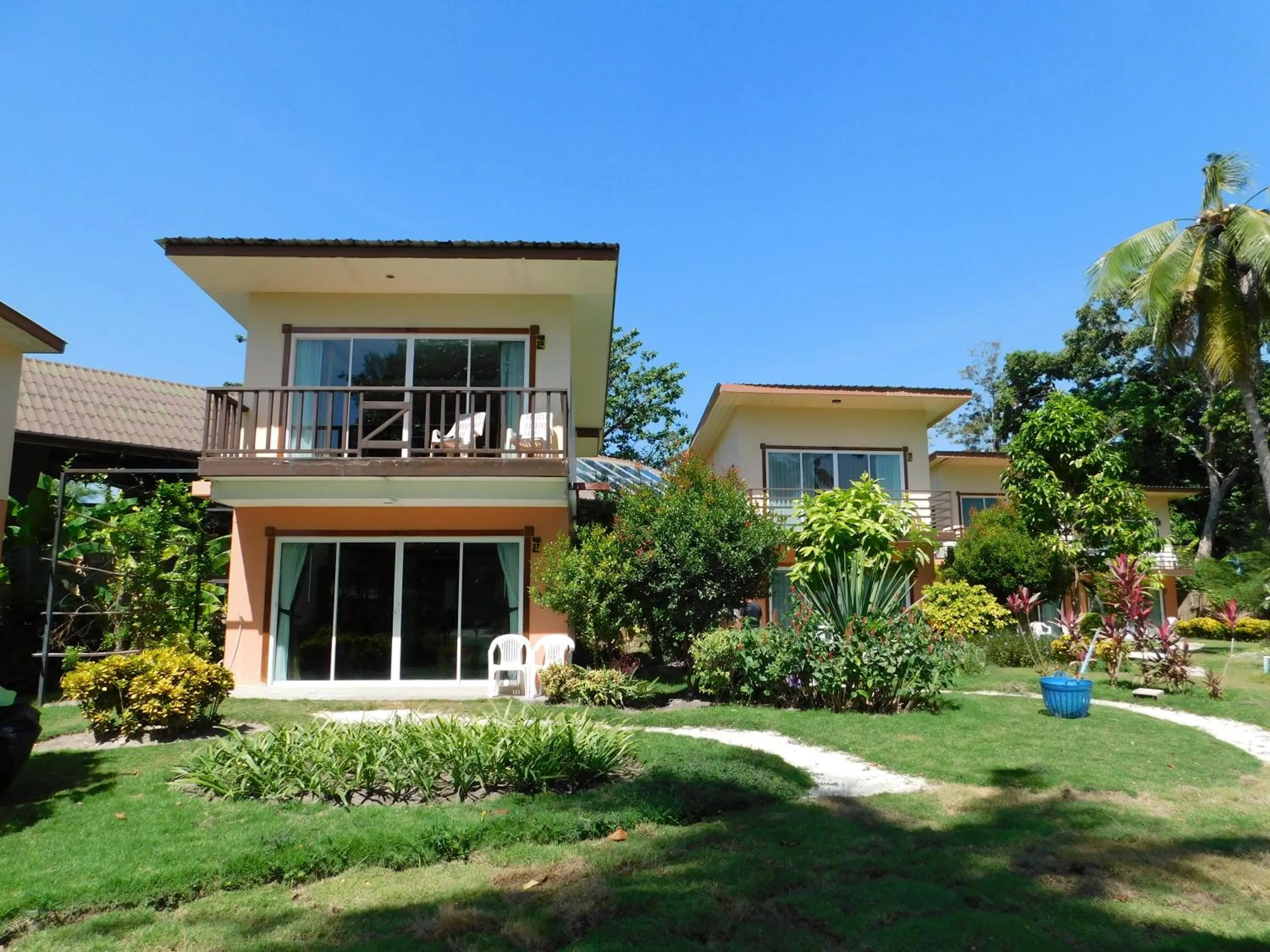 Property building in Z-Touch Lipe Island Resort