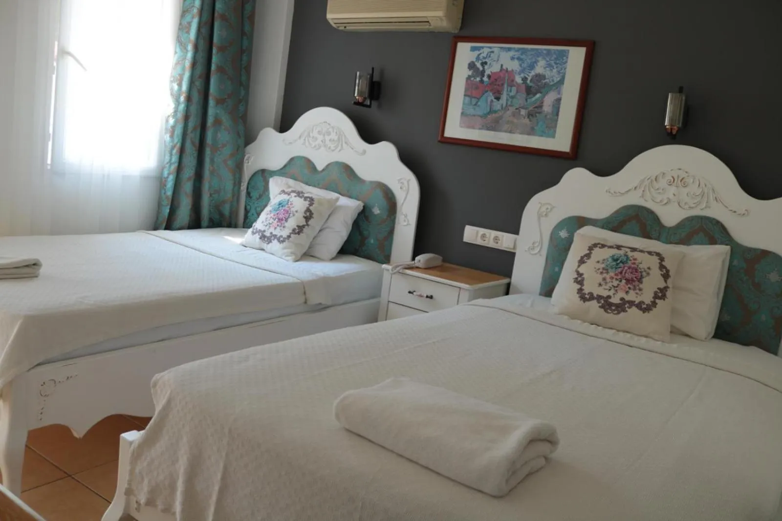 Bedroom in Taner Otel