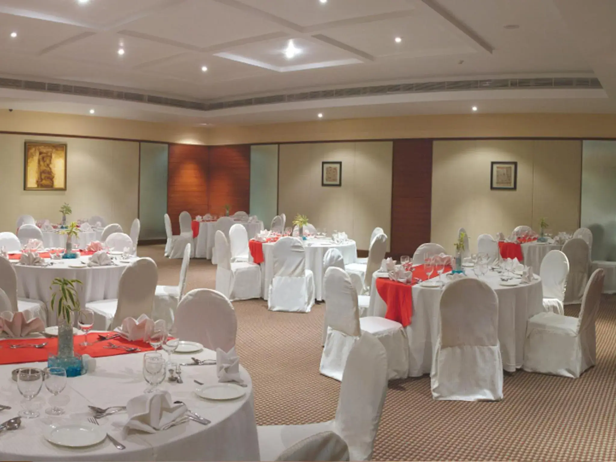 Banquet/Function facilities in The Lalit Temple View Banquet/Function facilities in The Lalit Temple View