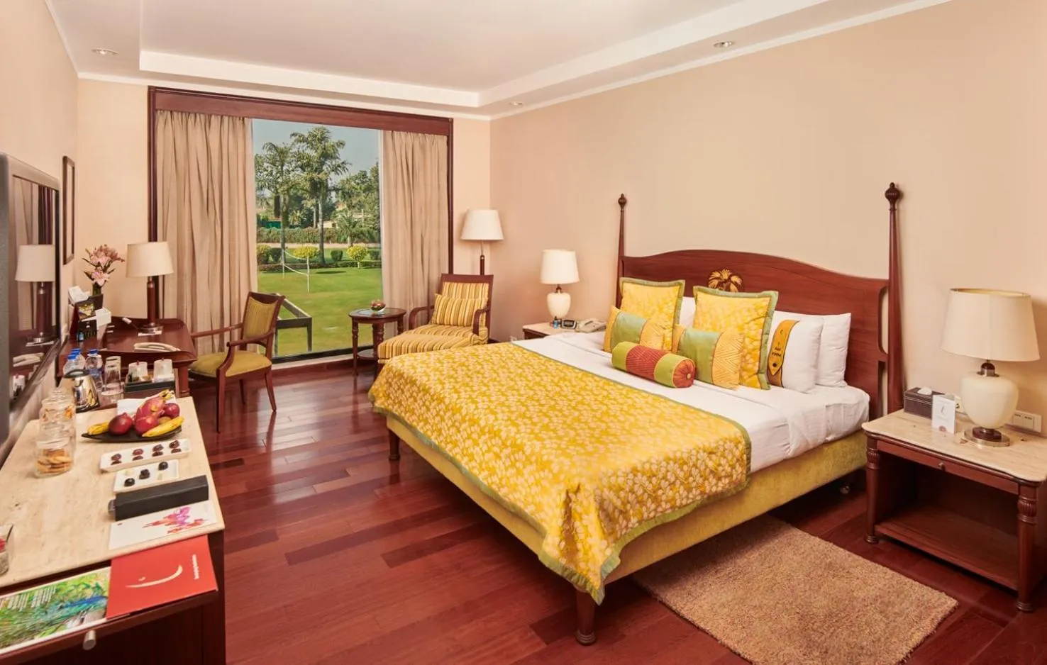 Bed in The Lalit Temple View