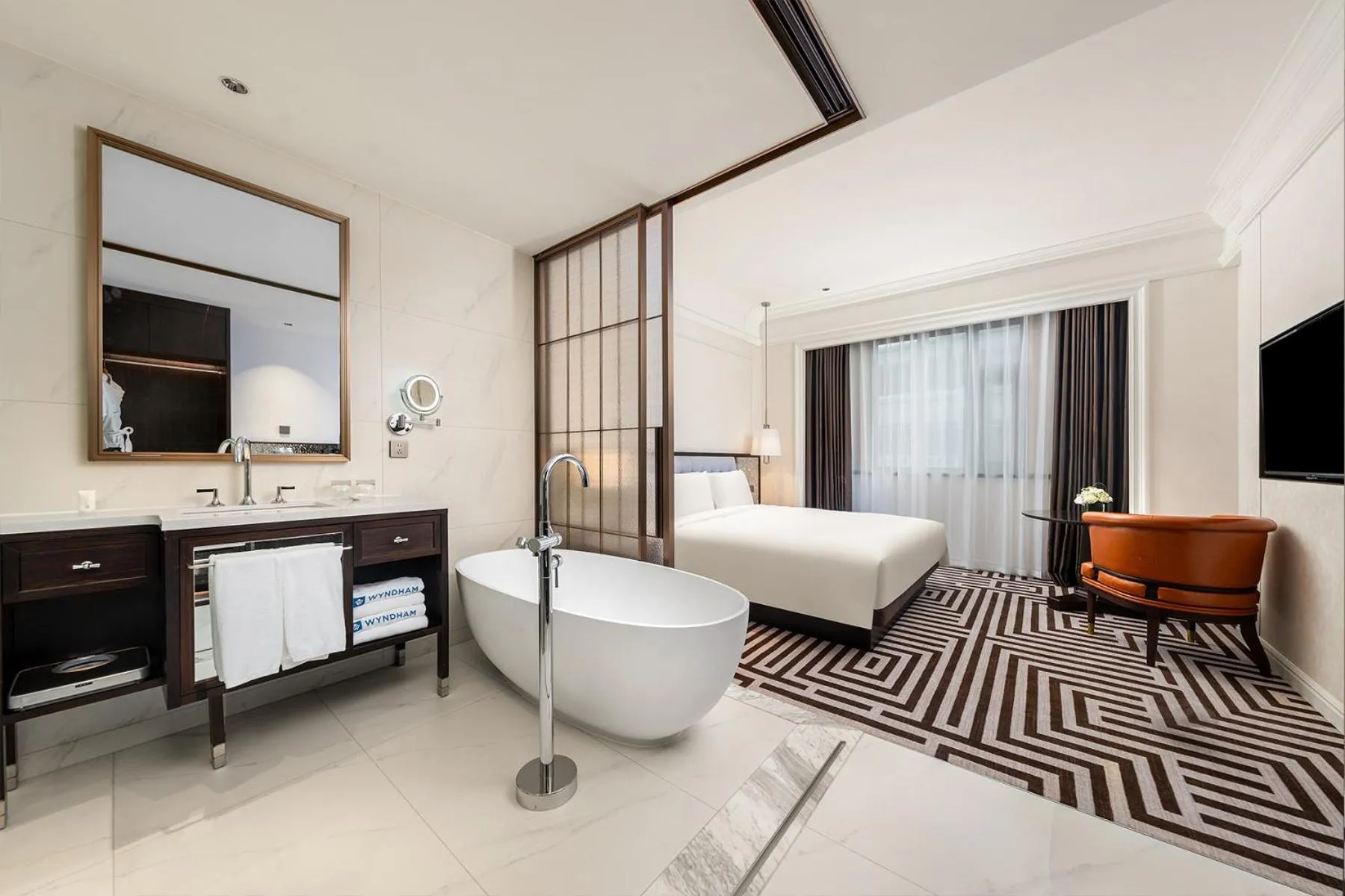 Photo of the whole room in Wyndham Shanghai Hongqiao-Near NECC