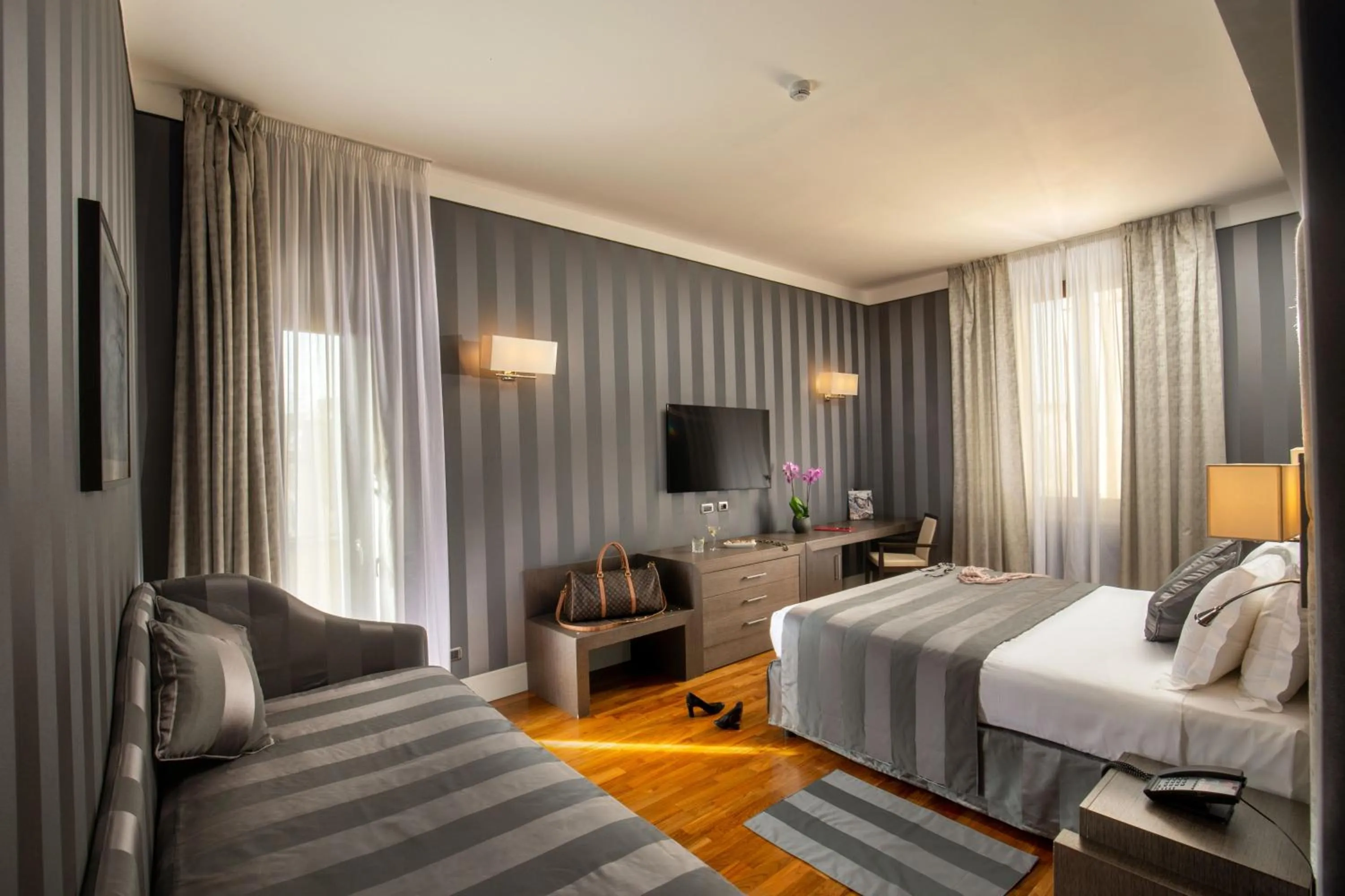 Bed in Monti Palace Hotel