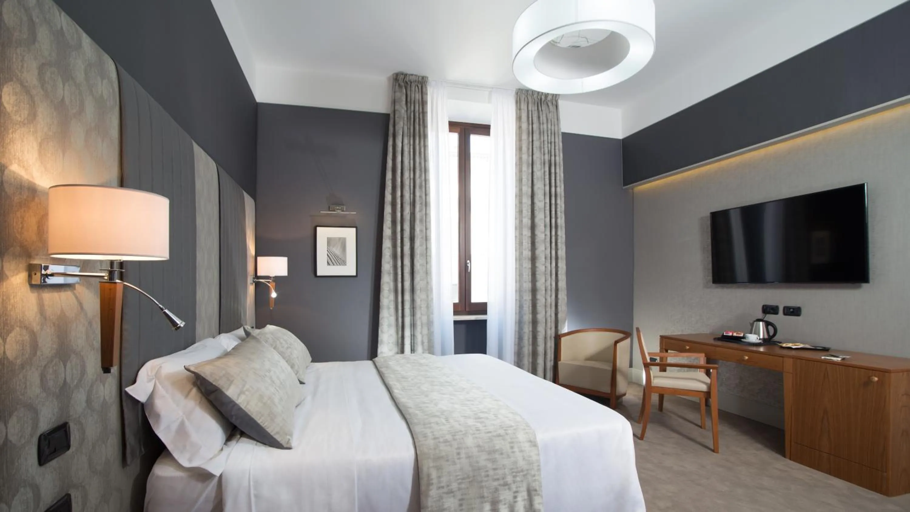 Bedroom, Bed in Monti Palace Hotel