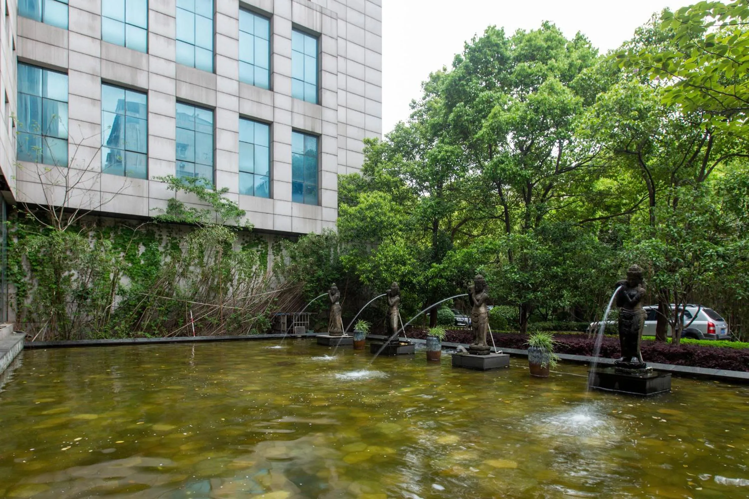 Property building in SSAW Boutique Hotel Nanchang Bayi Square