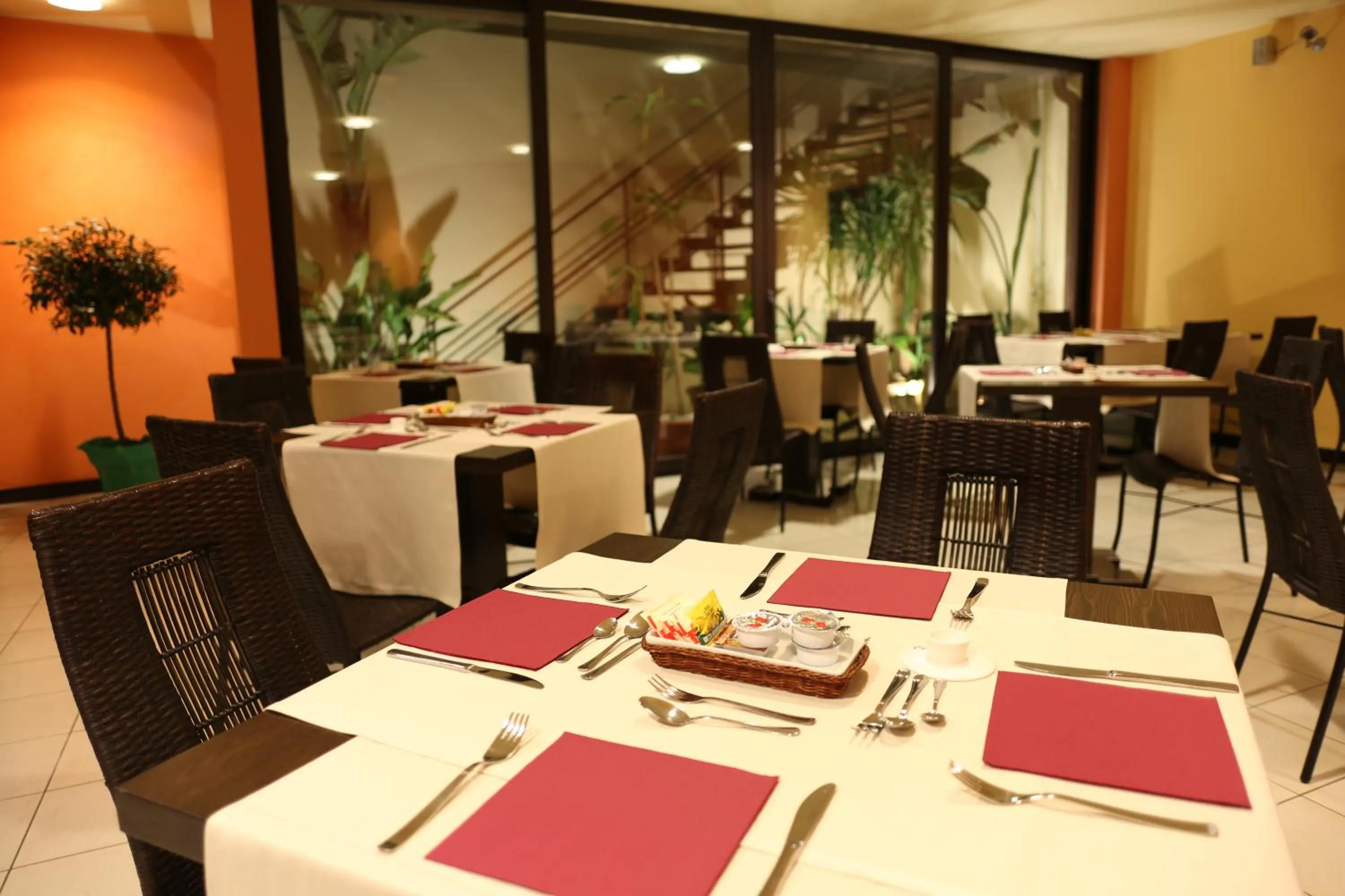 Restaurant/places to eat in Hotel San Giovanni