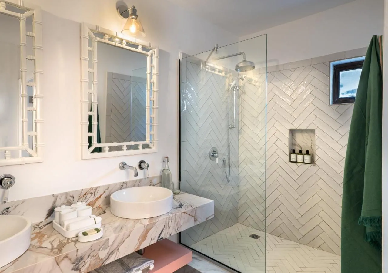 Bathroom in La Maison d'Eté Hotel by NEWMARK