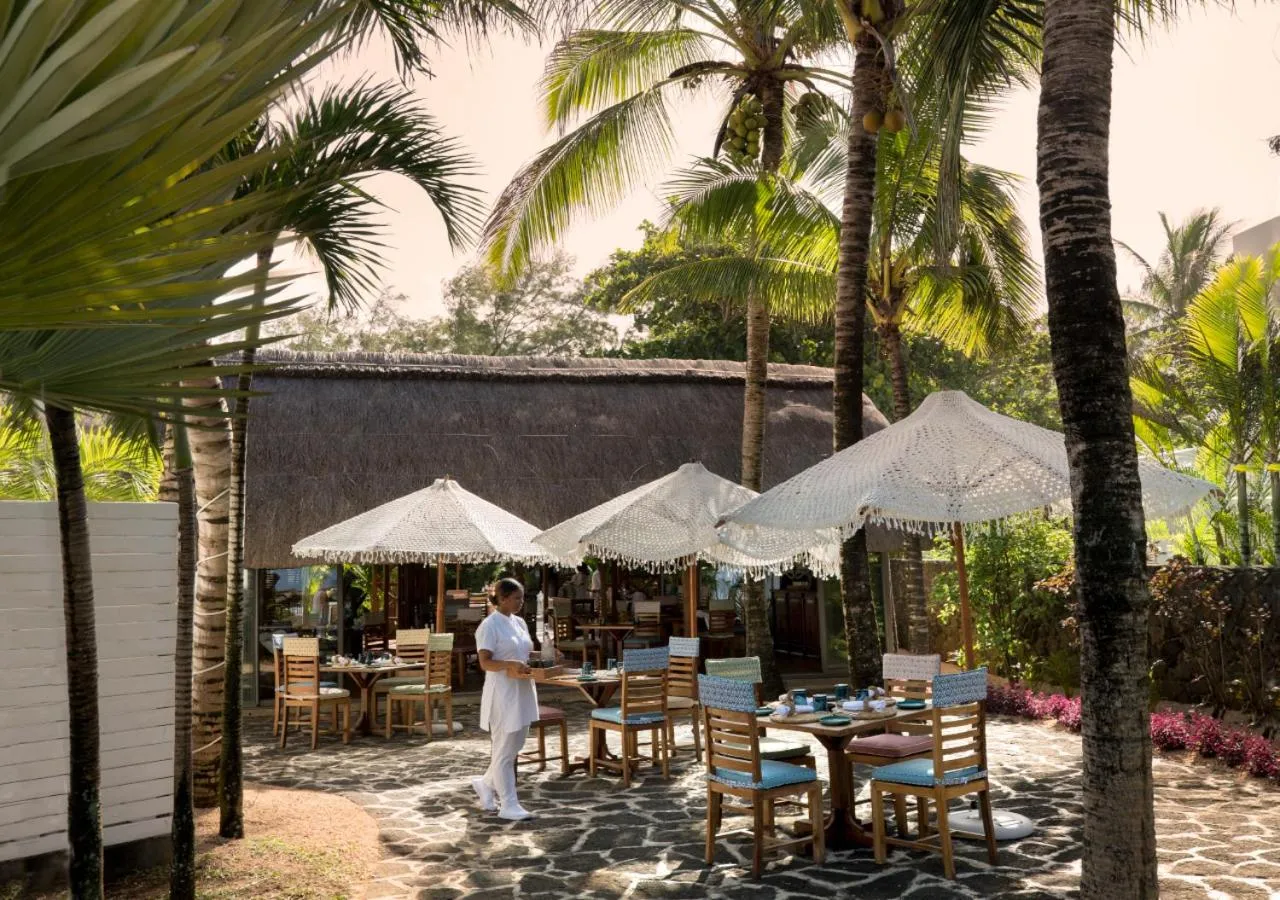 Restaurant/places to eat in La Maison d'Eté Hotel by NEWMARK