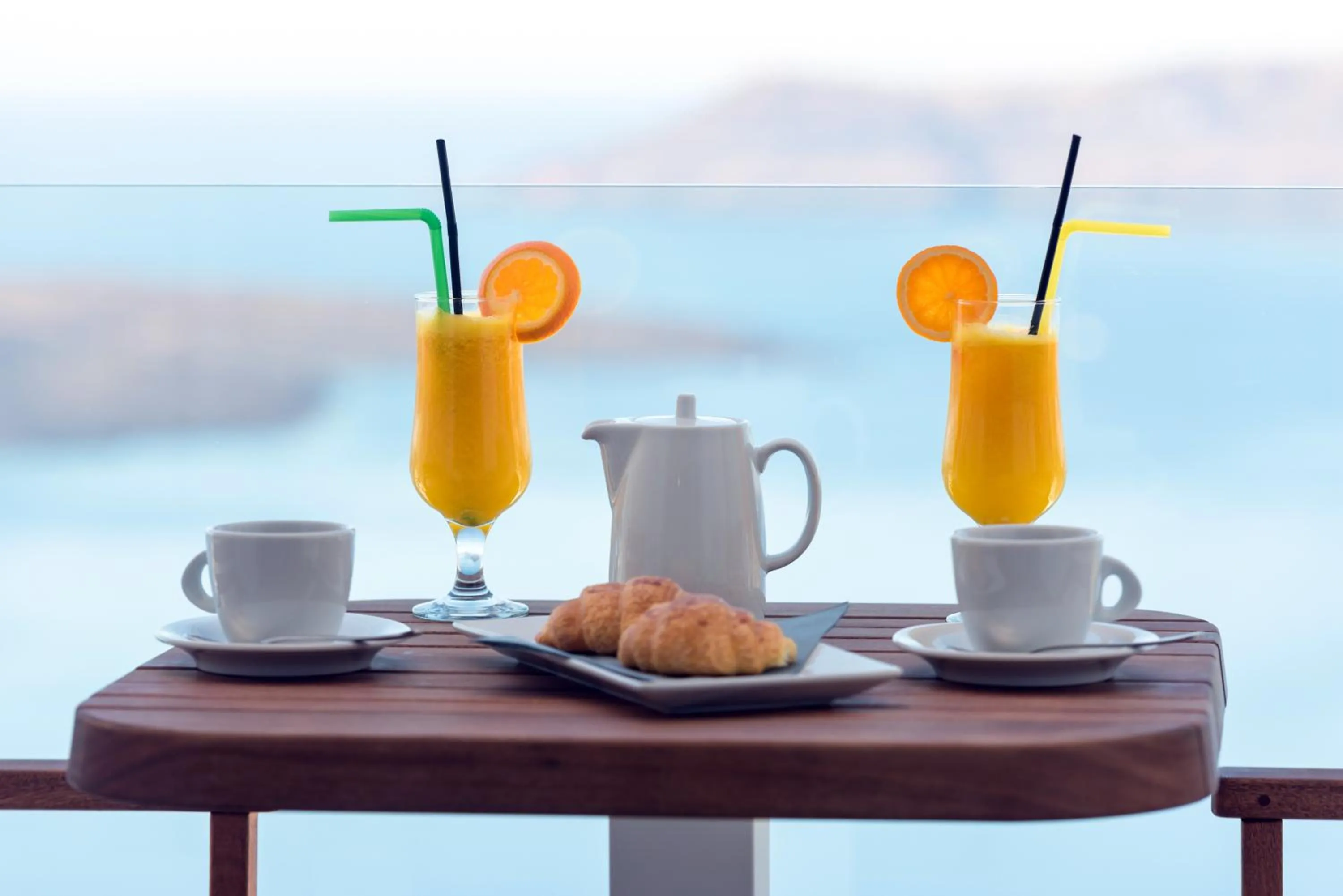 Food and drinks in Iriana Suites