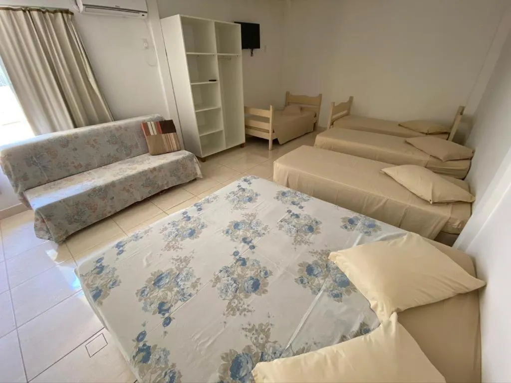 Photo of the whole room, Bed in Pousada Morada das Nações