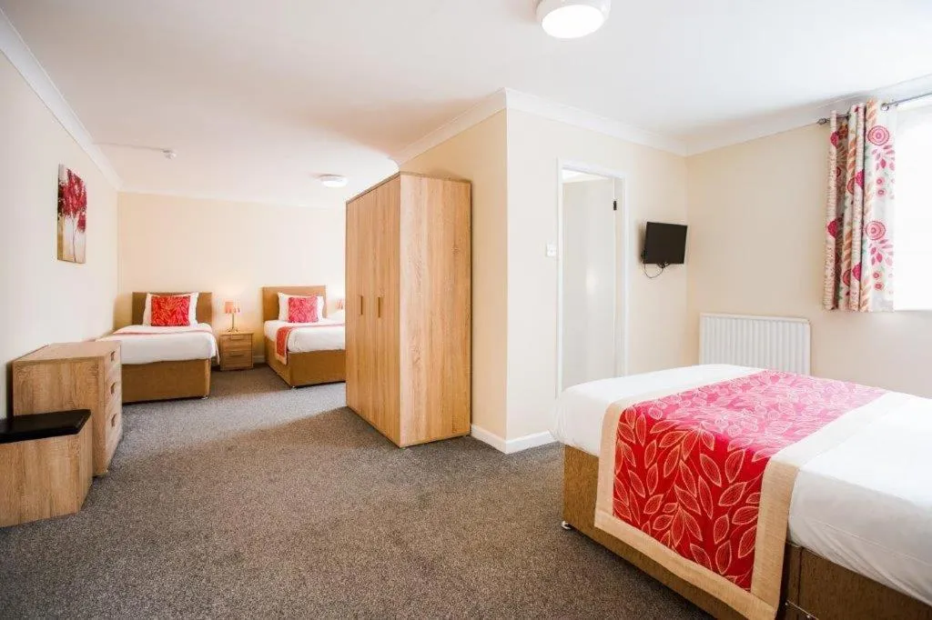 Bedroom, Bed in Craig-y-Don