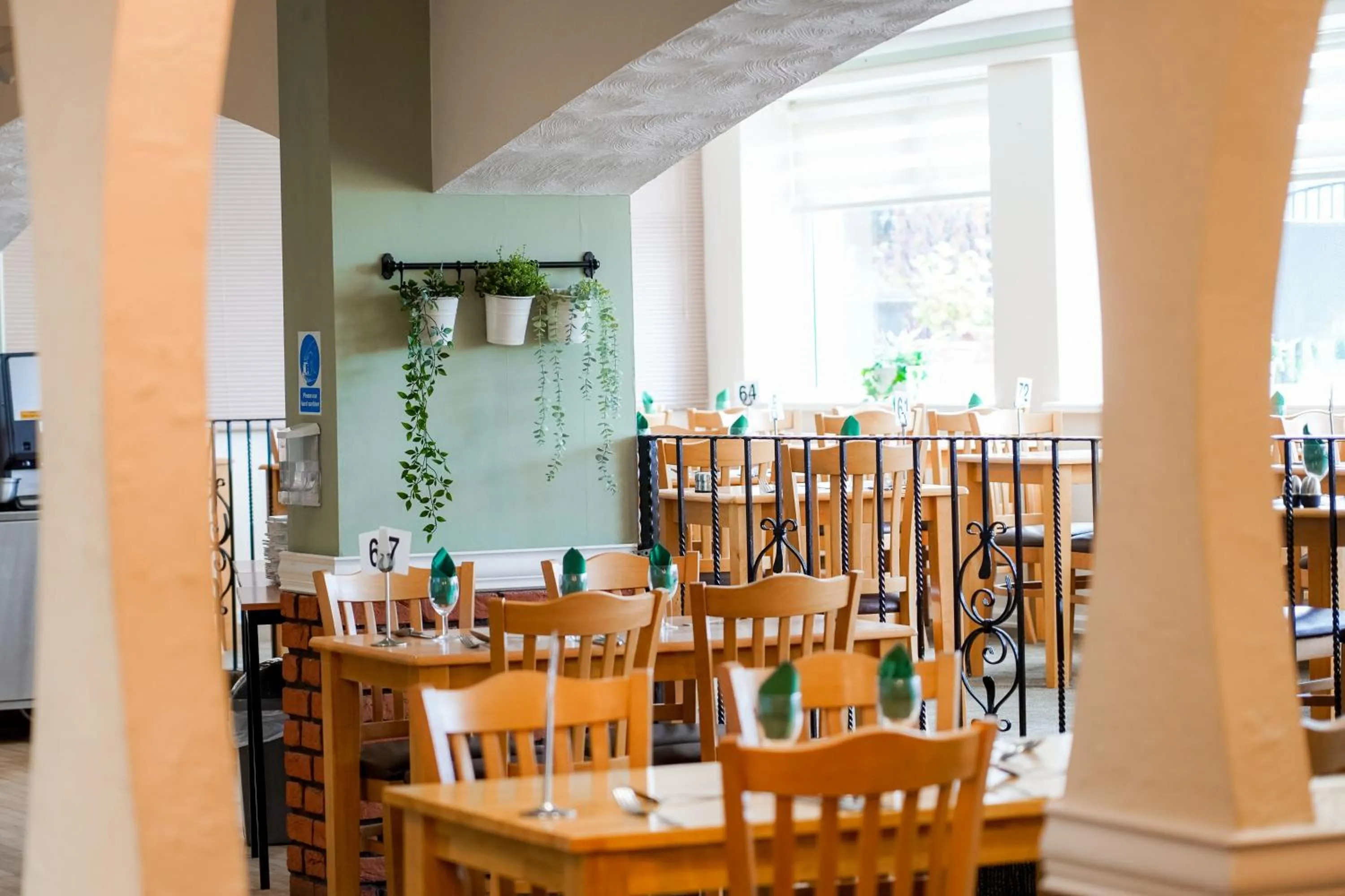 Restaurant/places to eat in Craig-y-Don