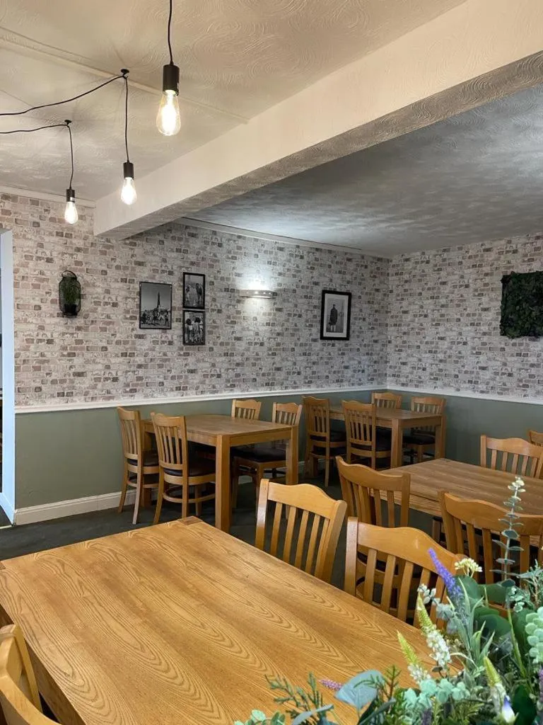 Restaurant/places to eat in Craig-y-Don