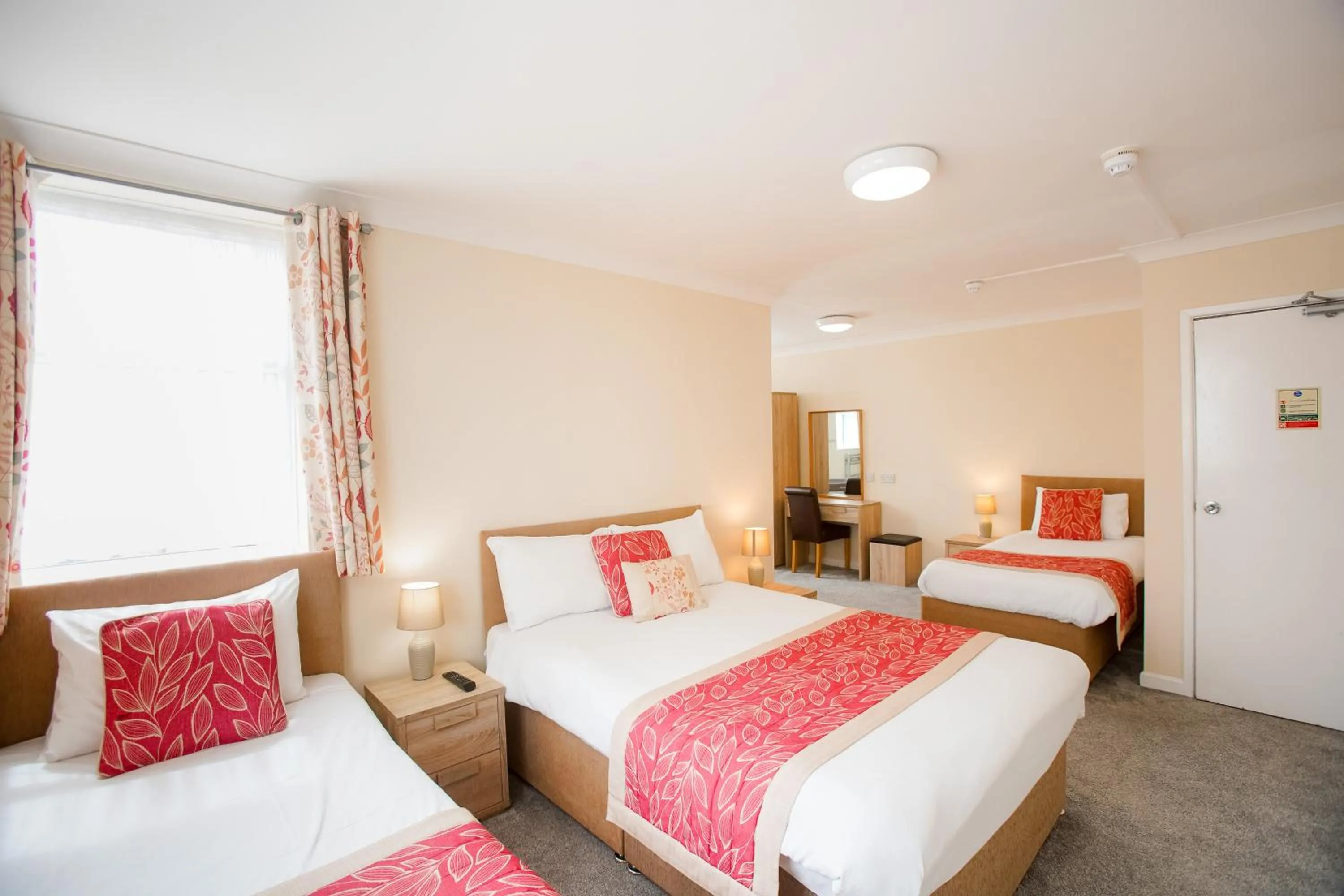 Family, Bed in Craig-y-Don