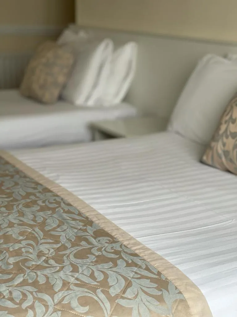 Bedroom, Bed in Craig-y-Don